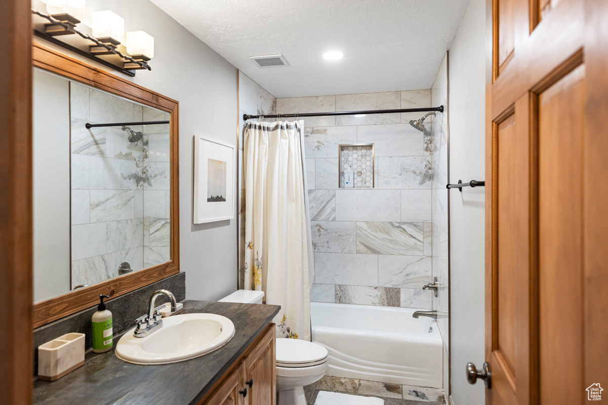 BEAR HOLLOW VILLAGE SUBDIVISION - Residential