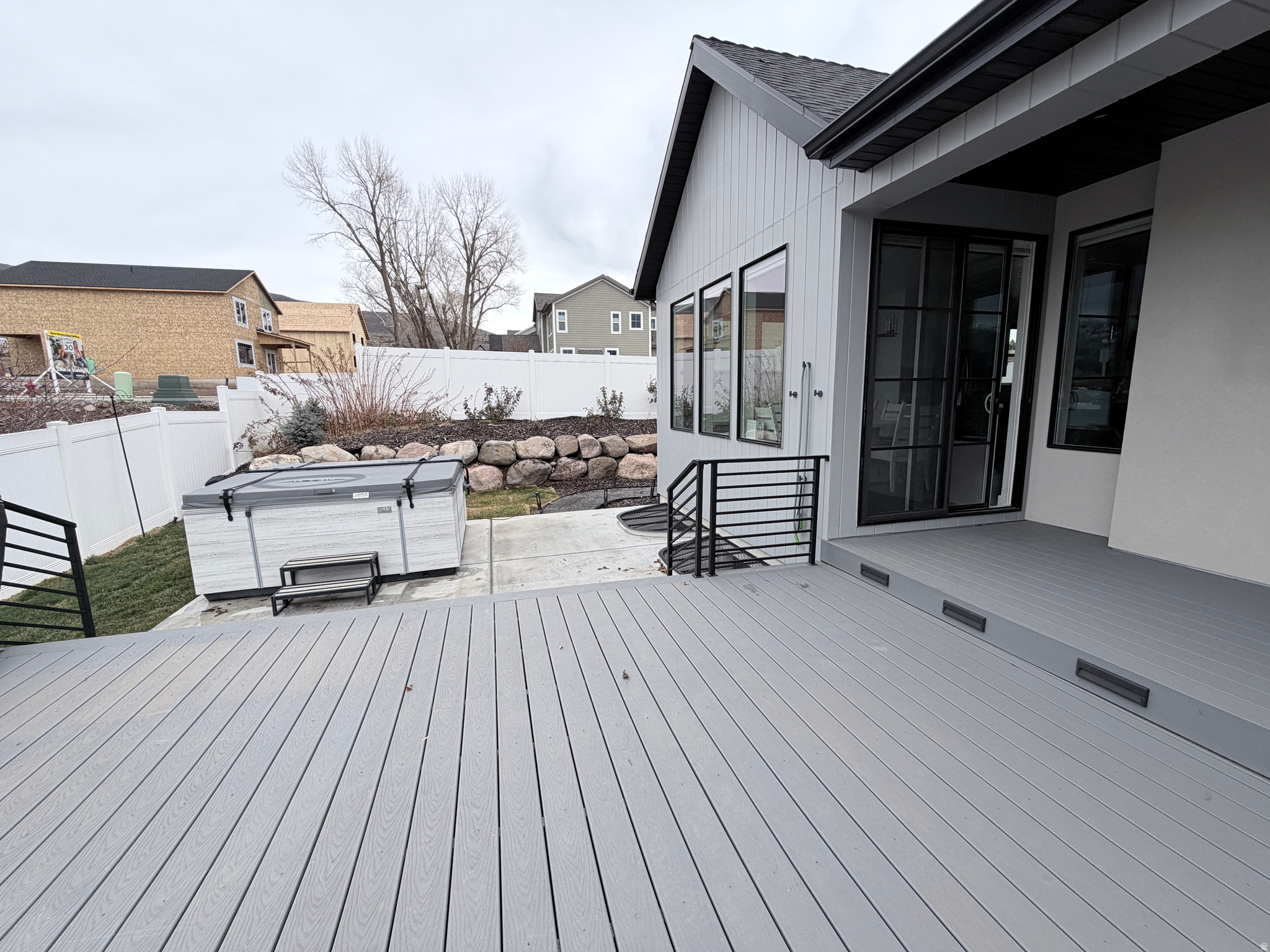 COYOTE RIDGE - Residential