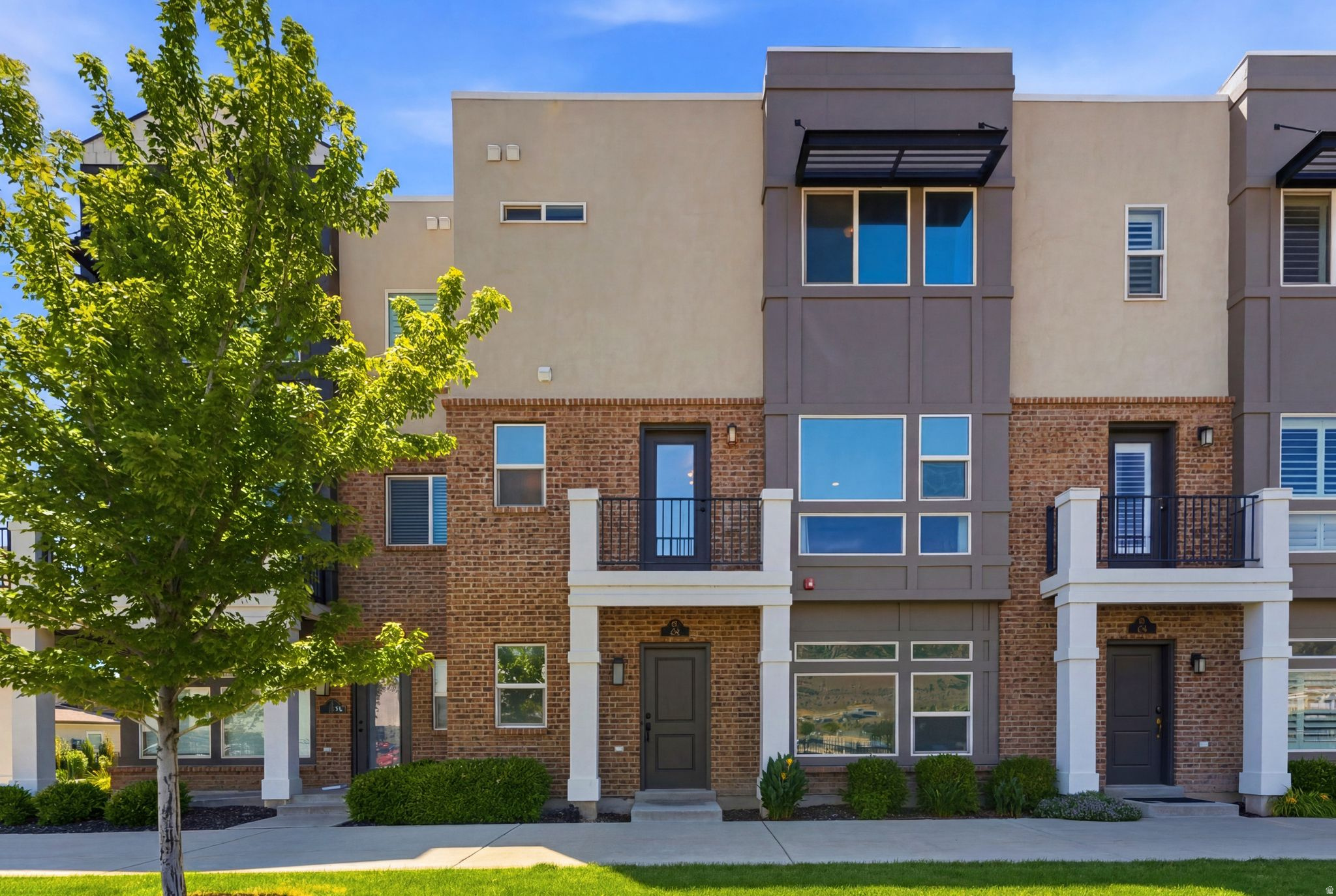 Unbelievable value for this spacious townhome in a perfect location! Situated near top-rated schools and within walking distance of Station Park, you'll enjoy easy access to restaurants, movie theaters, shopping, and a recreation center. Conveniently located close to public transportation and freeway access, commuting is quick and easy.  Outdoor enthusiasts will love the nearby biking, walking and hiking trails, along with beautiful Mountain View's to the east.  Inside, you'll find a bright and open floor plan featuring a large family room, gourmet kitchen, and spacious dining area - idea for both everyday living and entertaining,  Residents also enjoy access to a community pool. Don't miss this opportunity to own a home that truly has it all - location, lifestyle, and value!