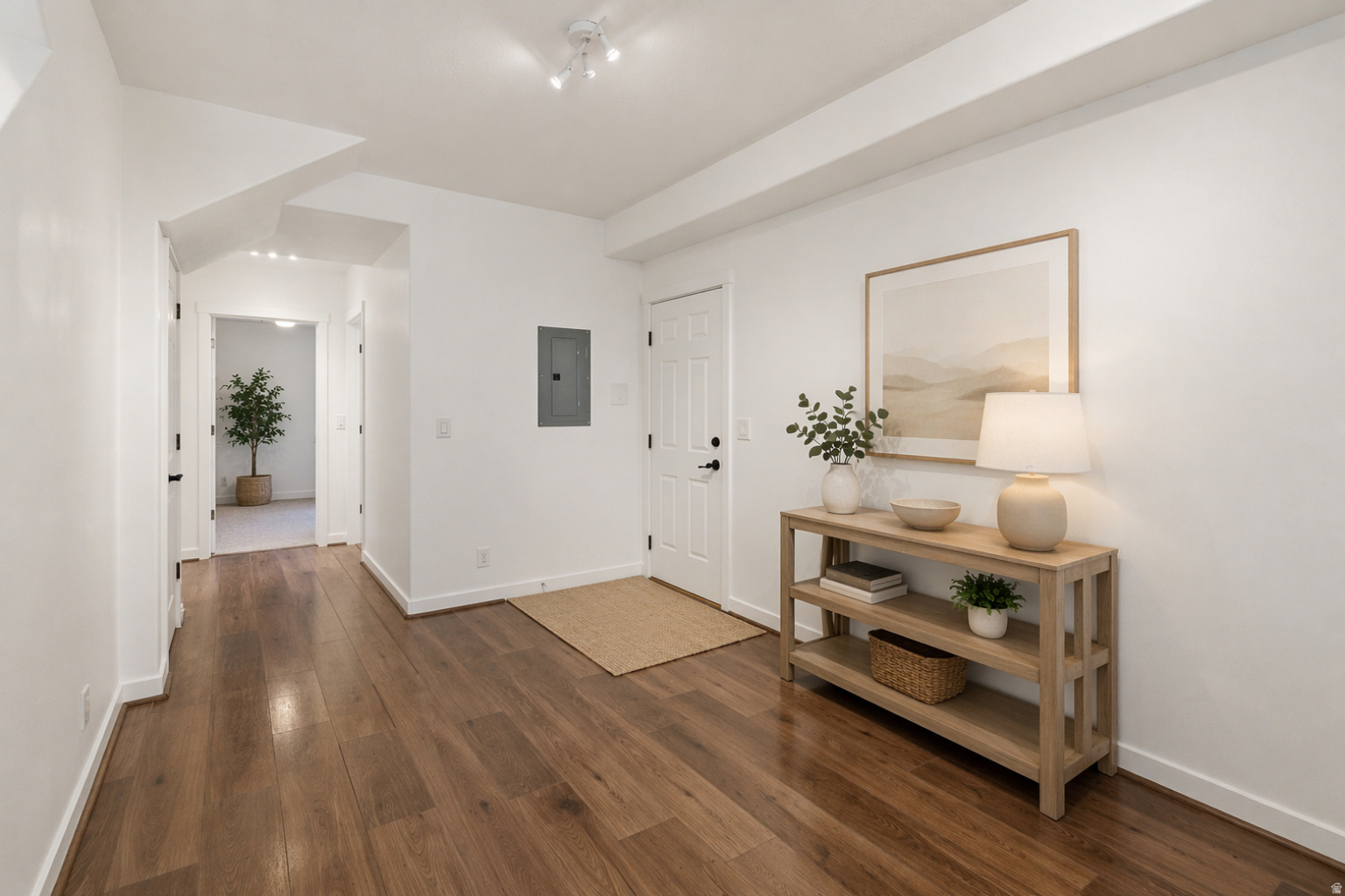 AVENUES AT THE STATI - Residential