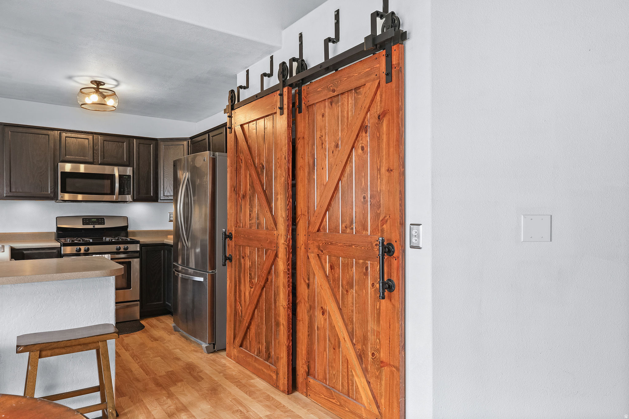 MEADOW CREEK - Residential