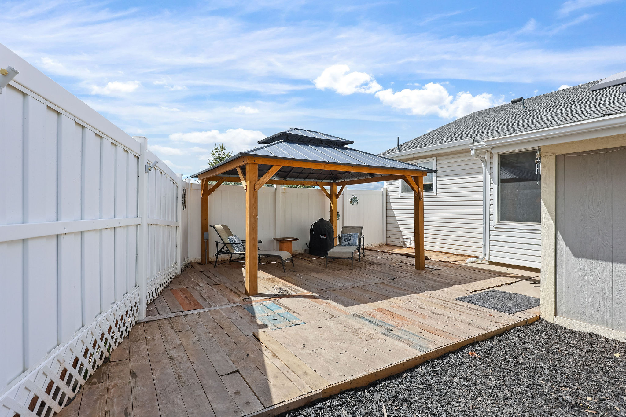 MEADOW CREEK - Residential