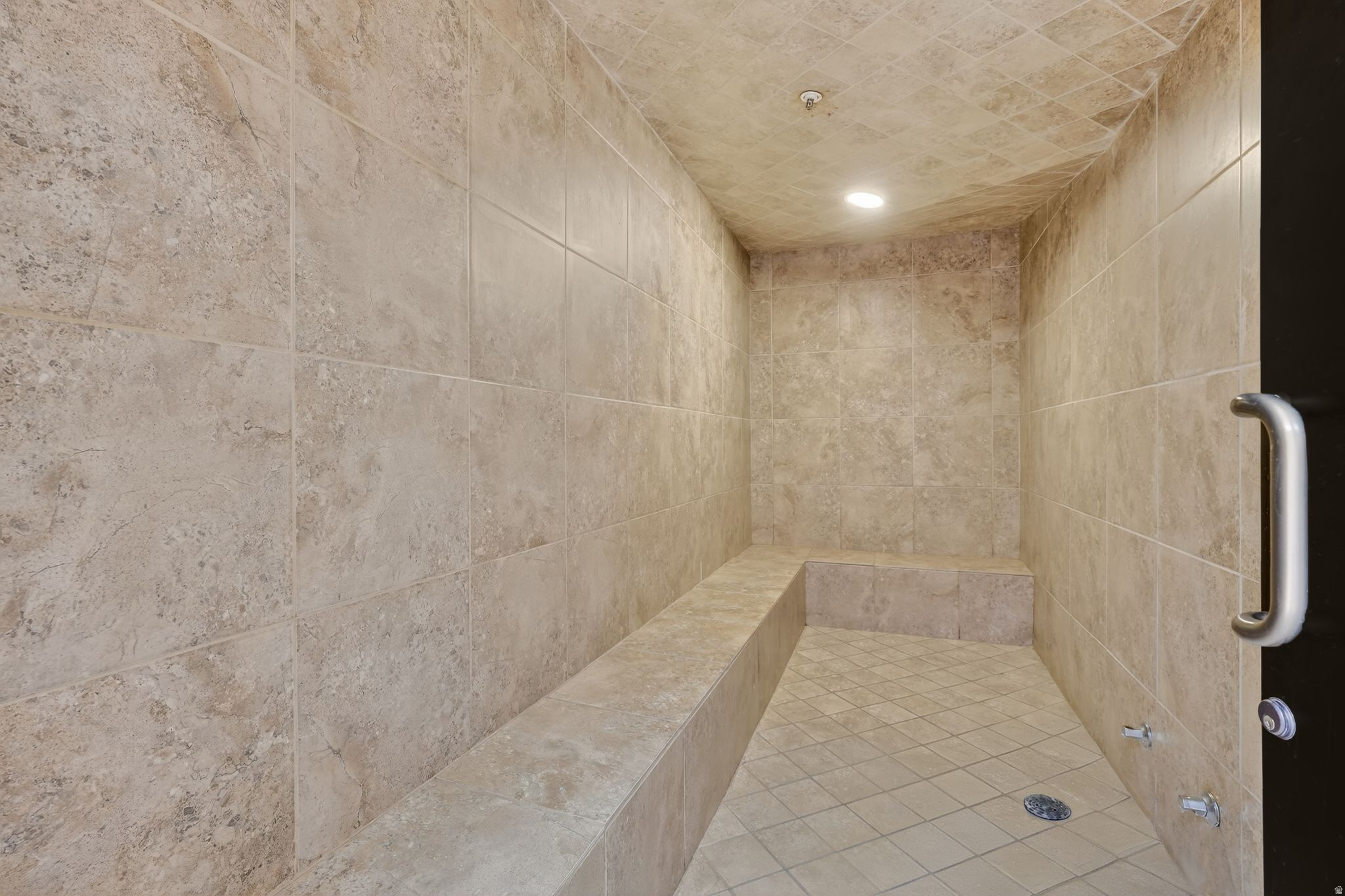 SILVERADO LODGE CONDOMINIUM - Residential