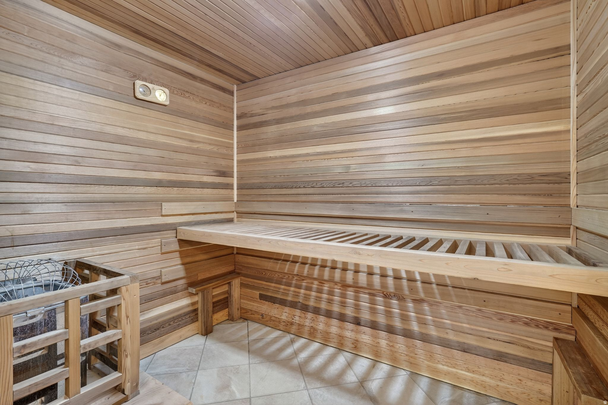 SILVERADO LODGE CONDOMINIUM - Residential