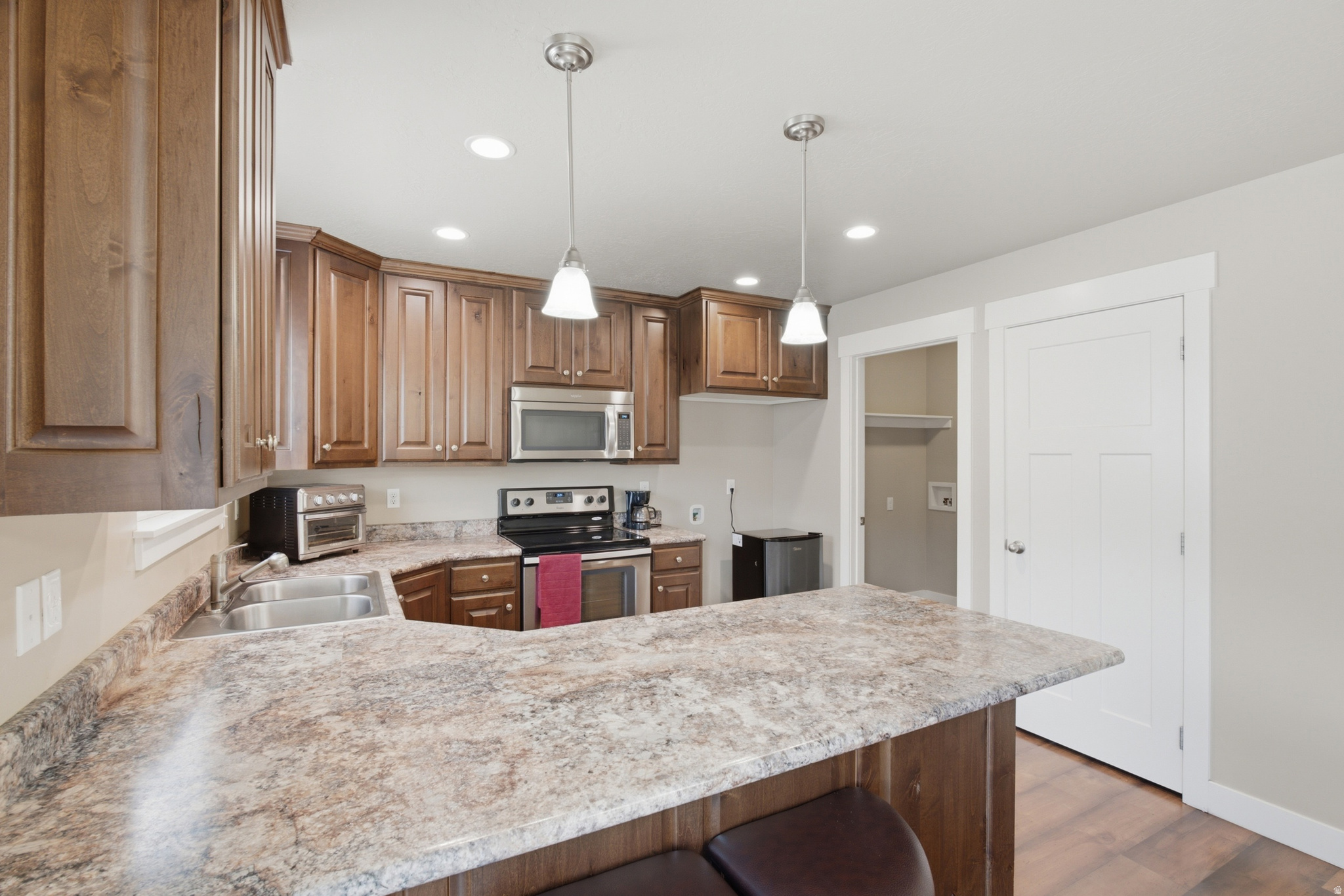 INDEPENDENCE AVENUE - Residential