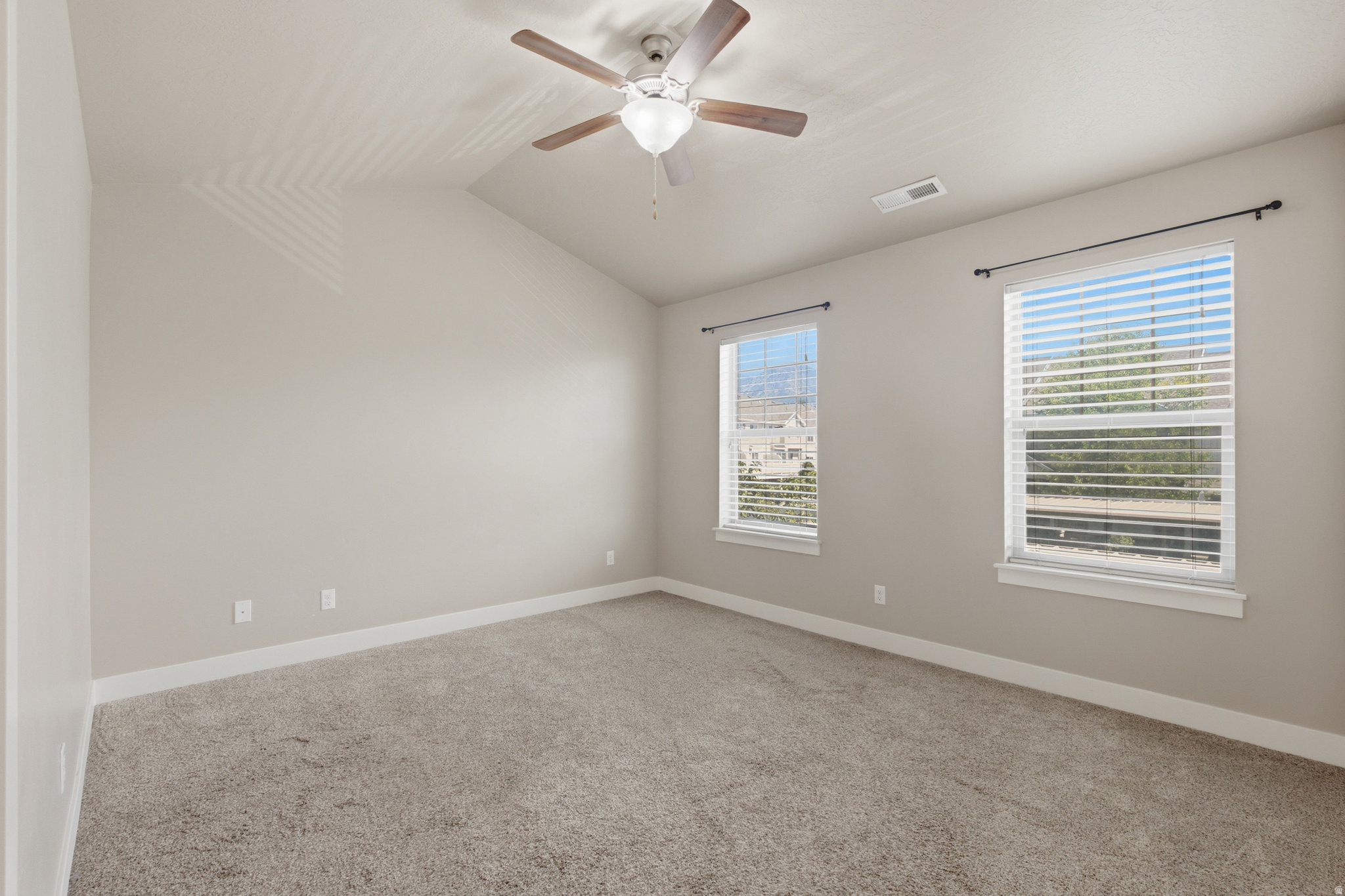 INDEPENDENCE AVENUE - Residential