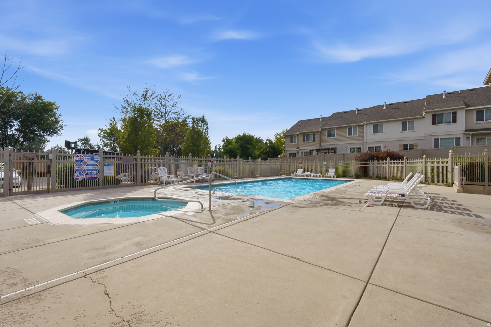 INDEPENDENCE AVENUE - Residential