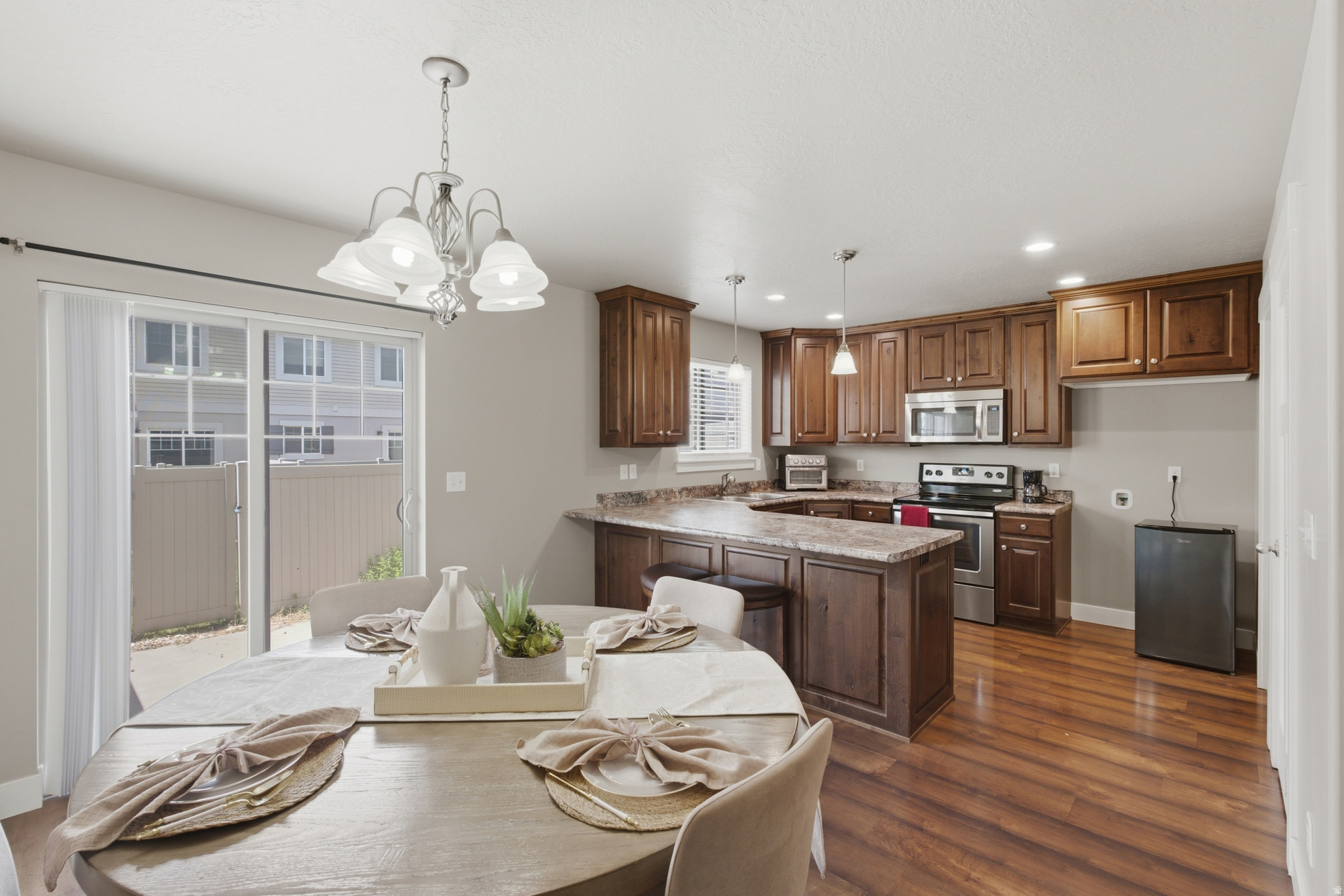 INDEPENDENCE AVENUE - Residential
