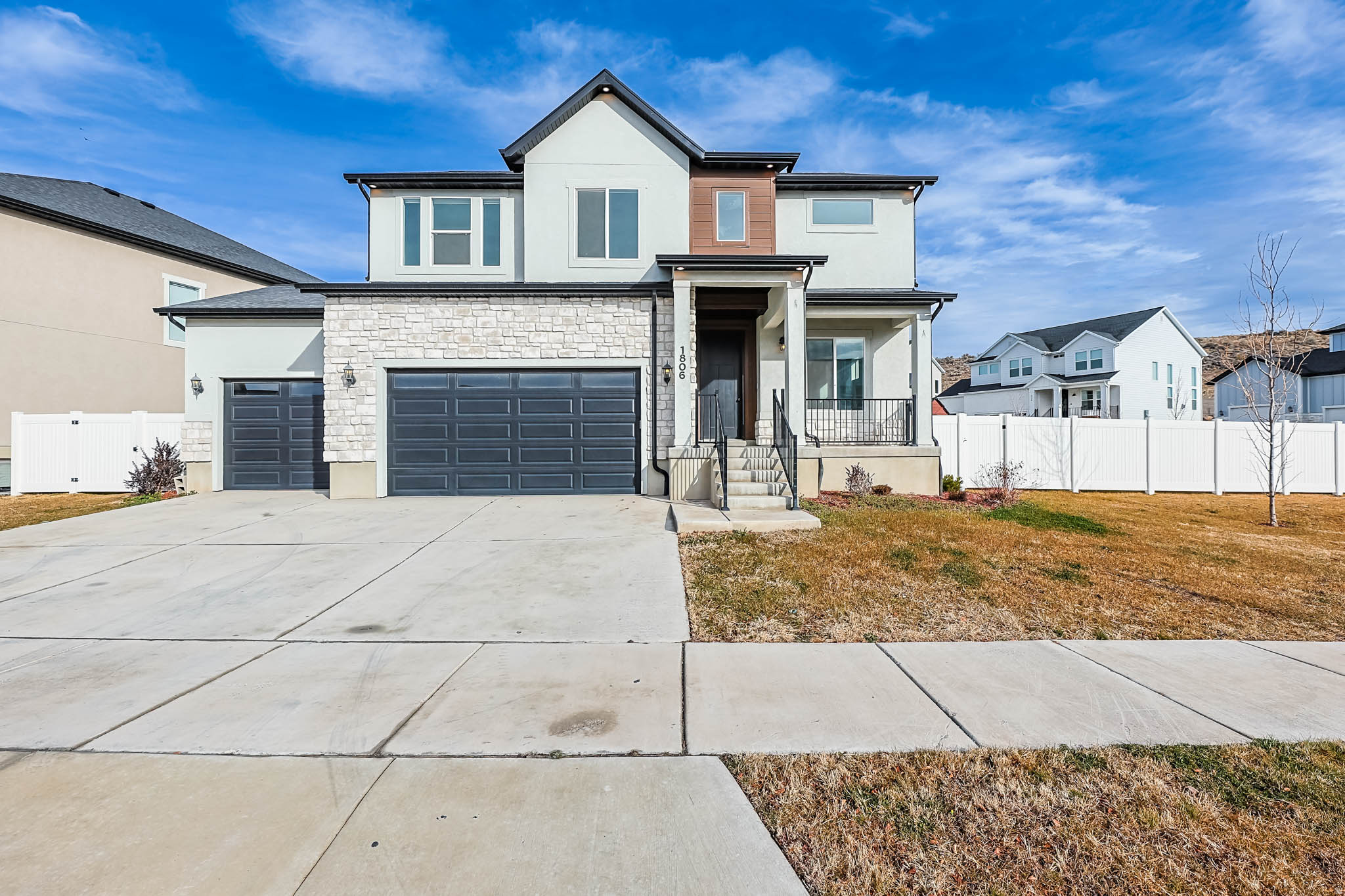 SELLER FINANCE WITH 10% DOWNPAYMENT, 10 YEARS AT 6.5% INTEREST RATE!!! ***TERMS ARE NEGOTIABLE*** Quailhill at Mt Saratoga is a fantastic community, that will feature future parks, trails and open space, Quailhill is in close proximity to Utah Lake, The Ranches Golf Club, stores, and restaurantes, Easy access to Pioneer Crossing also allows fr an easy commute. KATE FLOOR PLAN!!! Basement 100% professionally finished with independent entrance, PERFECT FOR 2 FAMILIES!!