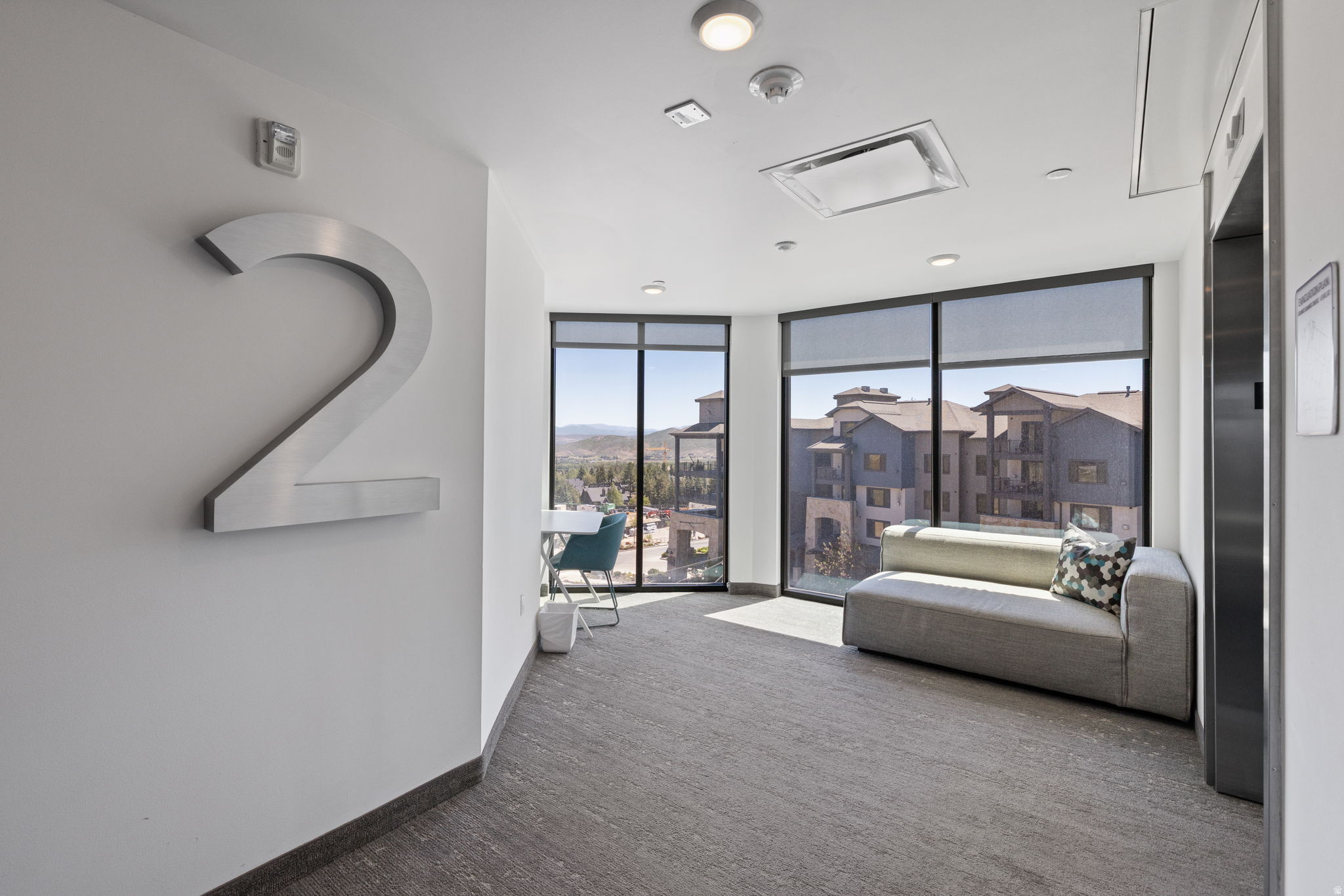 CANYON HAUS/YOTELPAD - Residential