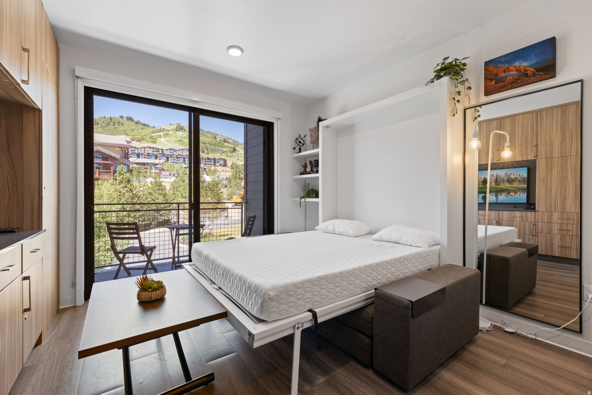 CANYON HAUS/YOTELPAD - Residential