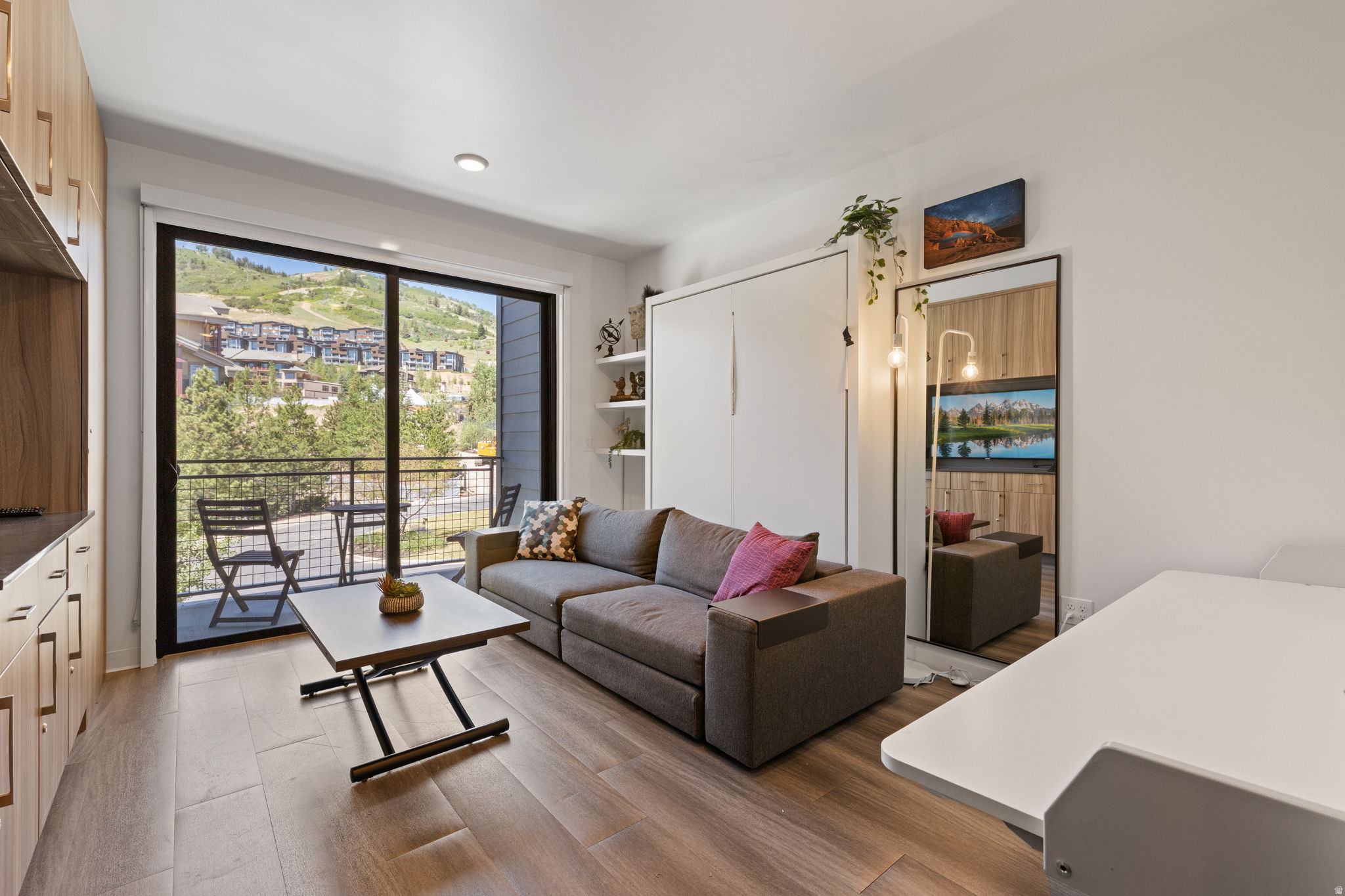 CANYON HAUS/YOTELPAD - Residential