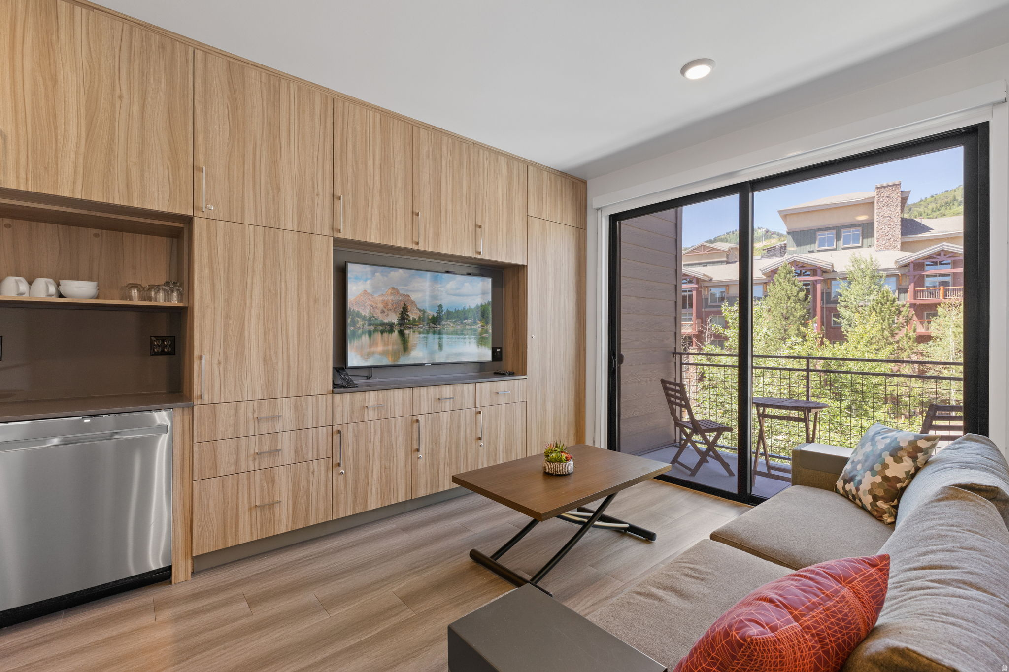 CANYON HAUS/YOTELPAD - Residential