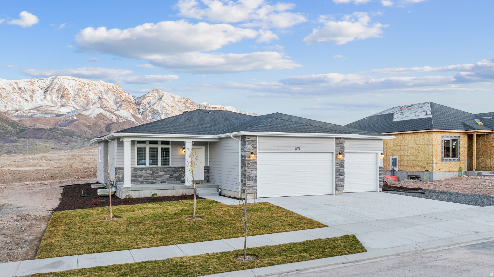 SUMMIT RIDGE THE HILLS - Residential