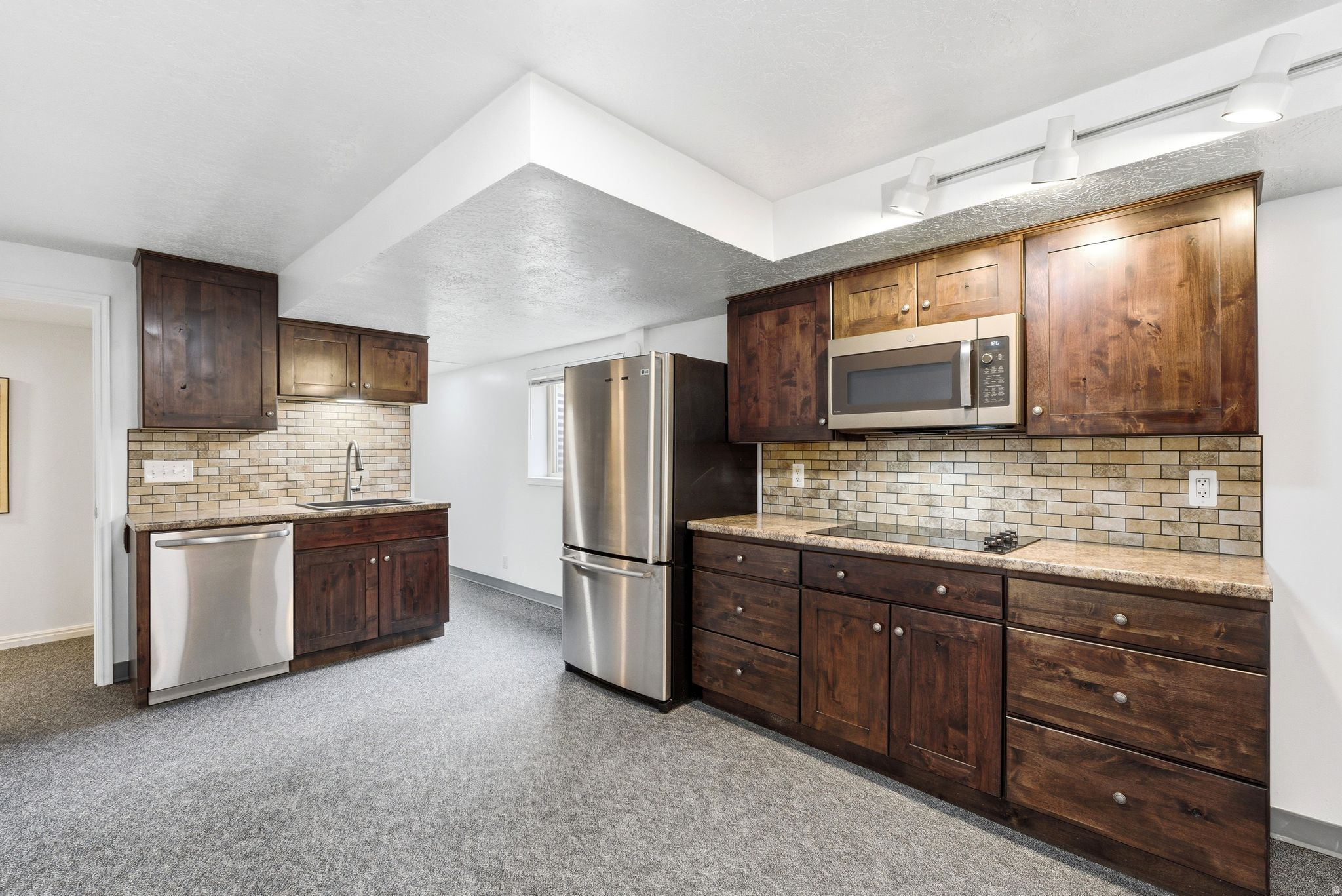 MEADOWS - Residential