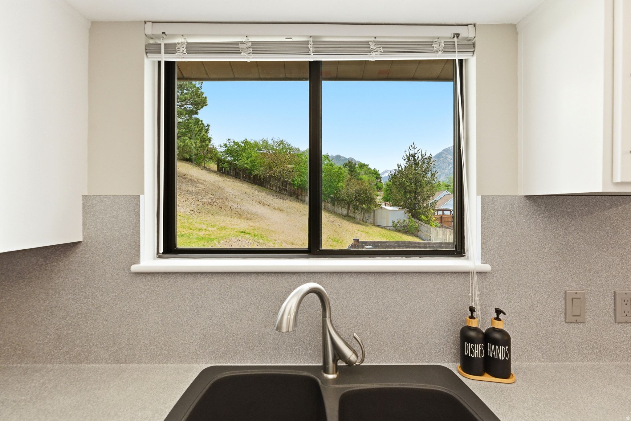 MEADOWS - Residential