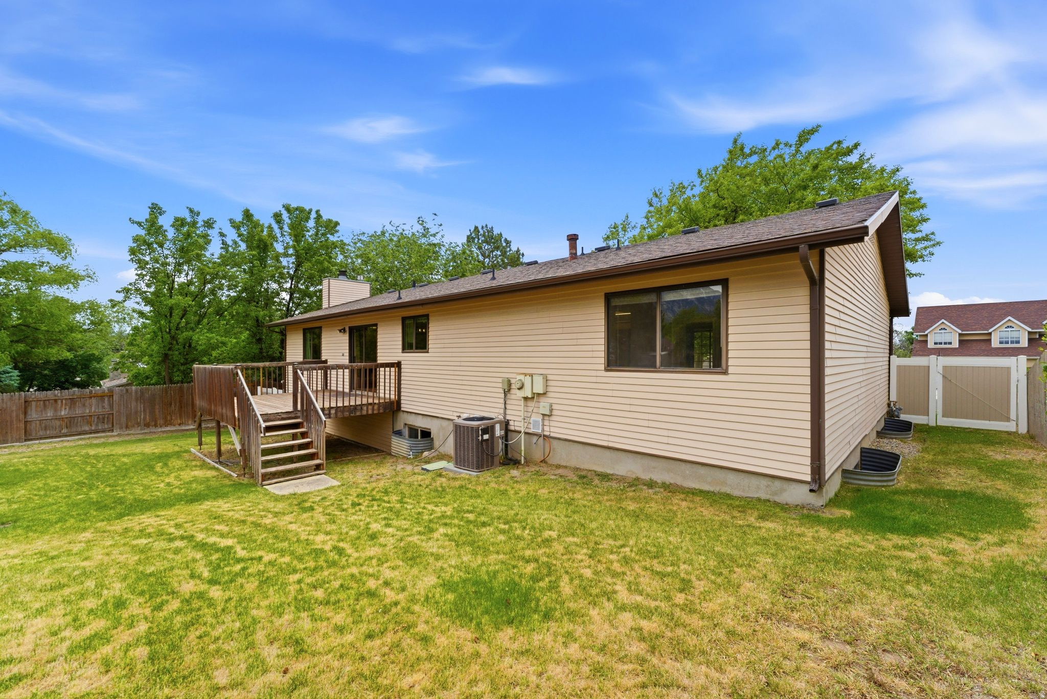 MEADOWS - Residential