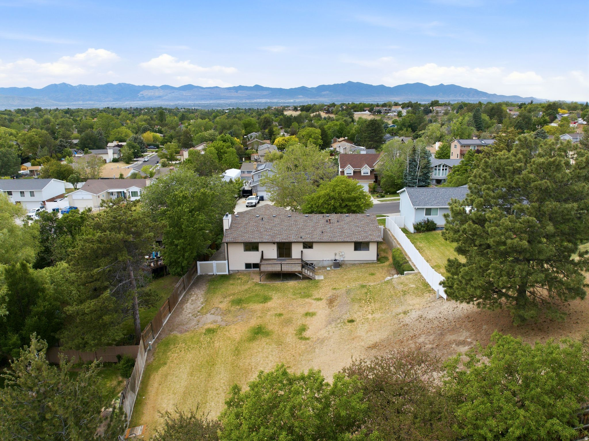 MEADOWS - Residential