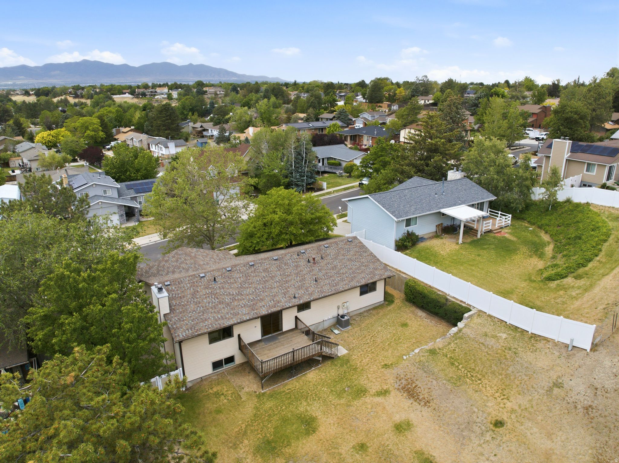 MEADOWS - Residential