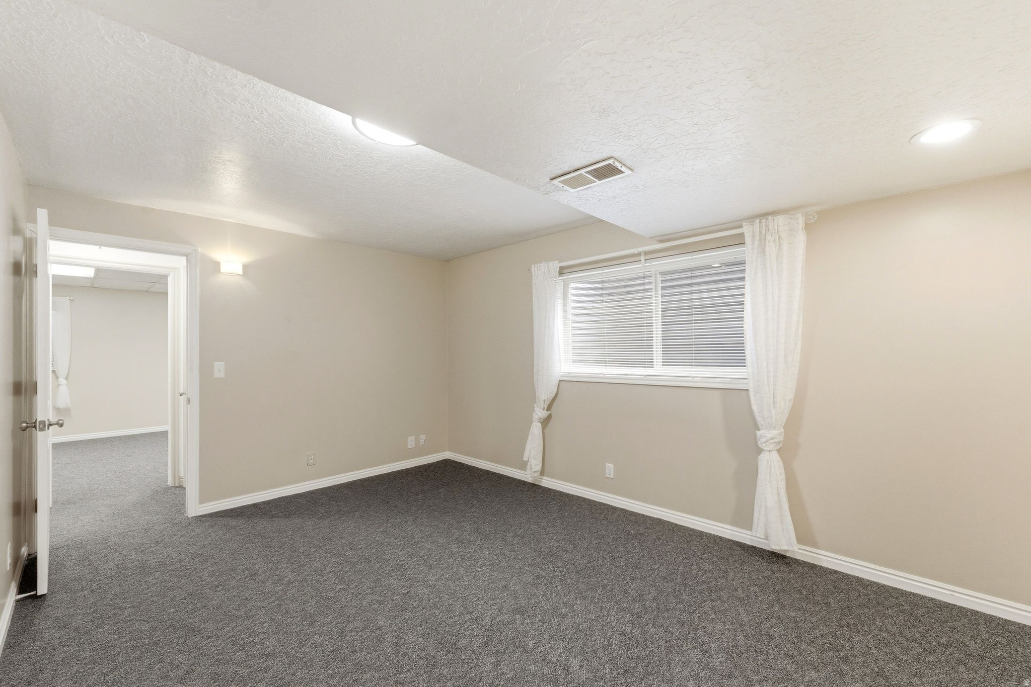 MEADOWS - Residential