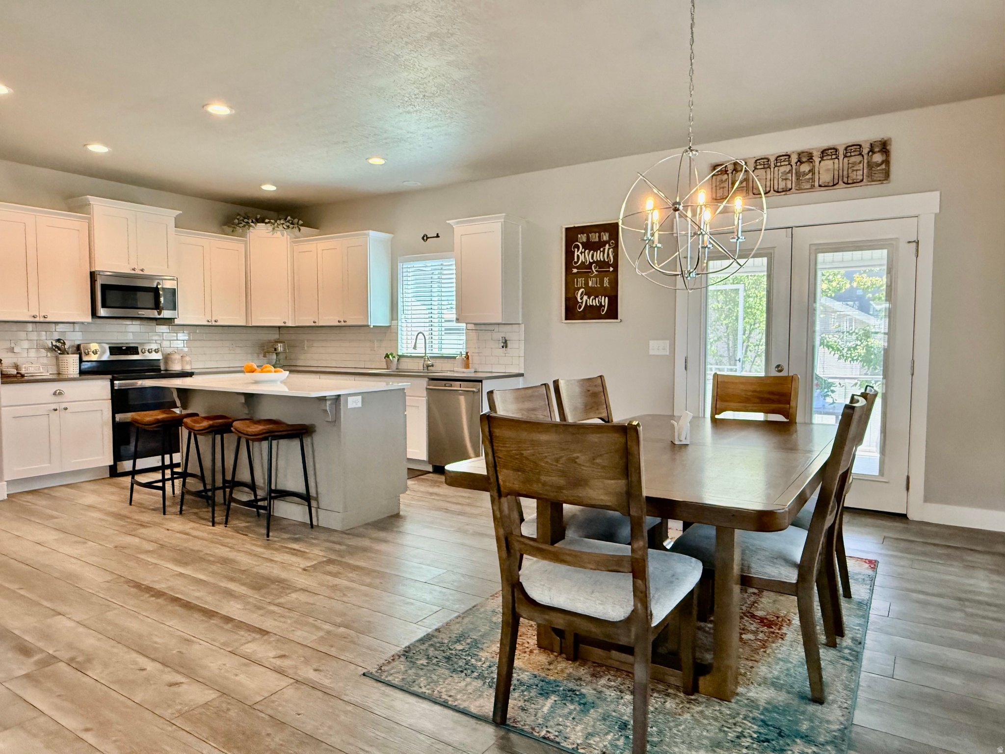 EAGLEGATE ESTATES - Residential