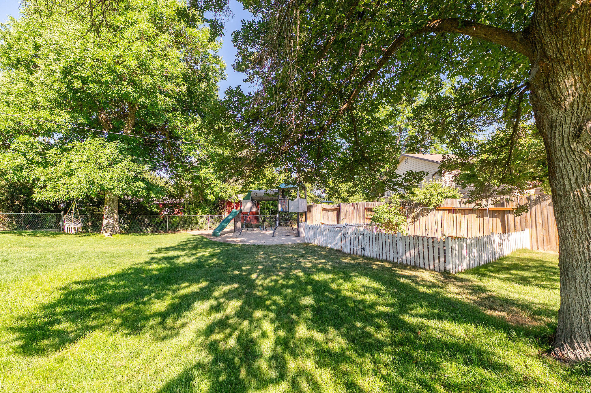 CRESTHOMES ADDITION - Residential