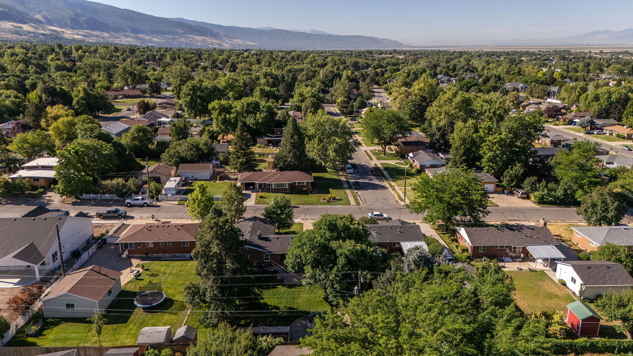 CRESTHOMES ADDITION - Residential