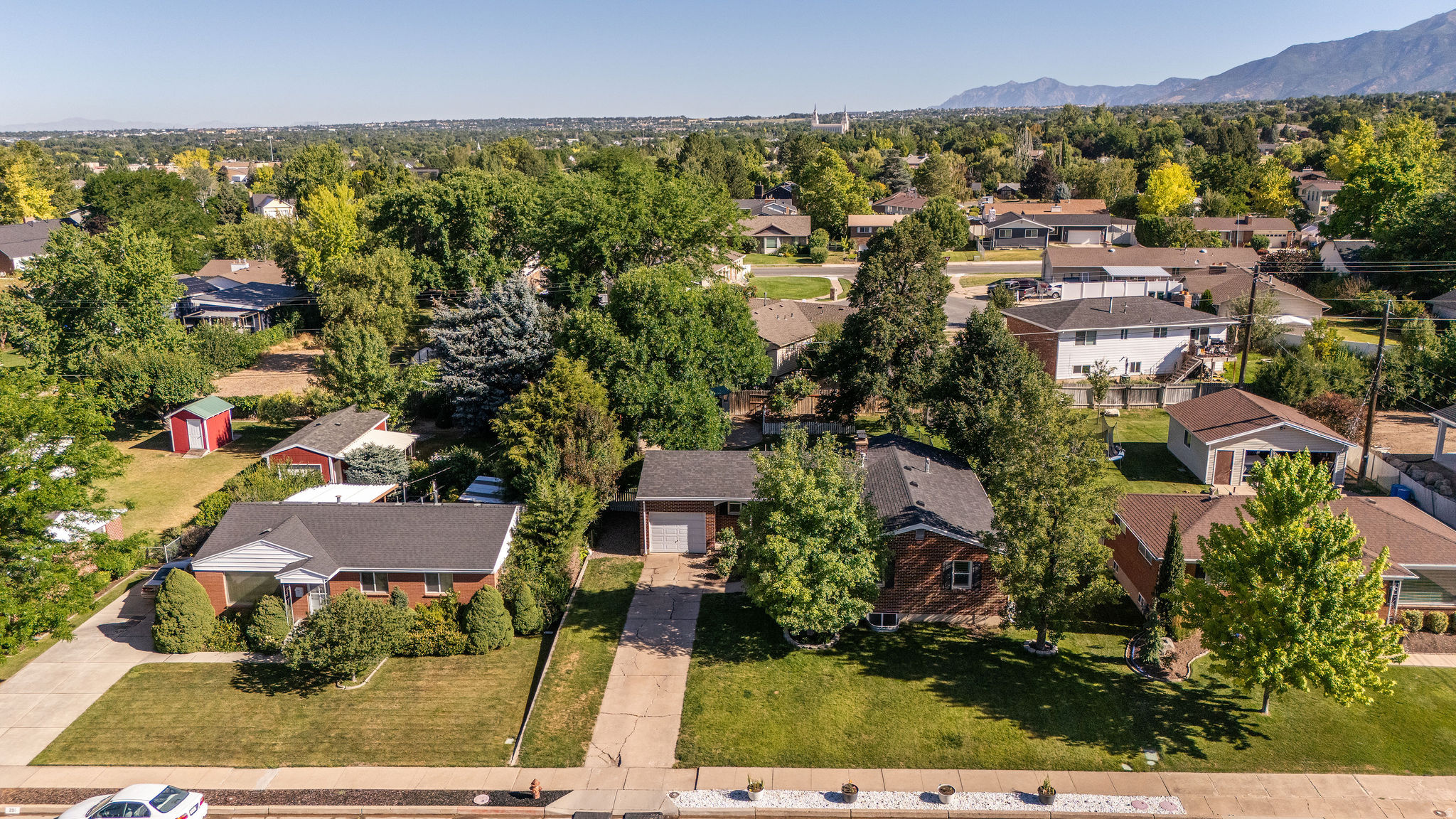 CRESTHOMES ADDITION - Residential