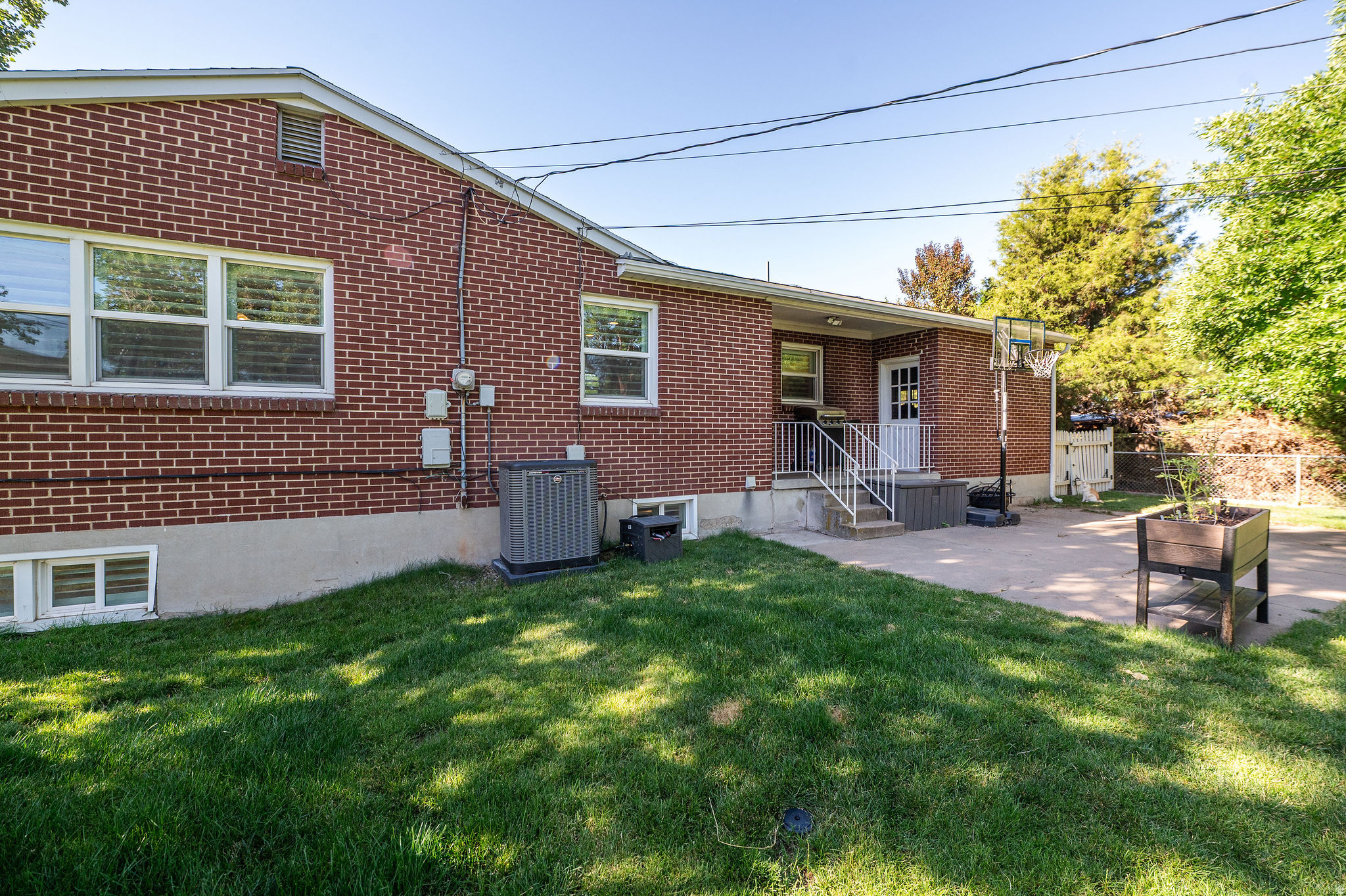 CRESTHOMES ADDITION - Residential