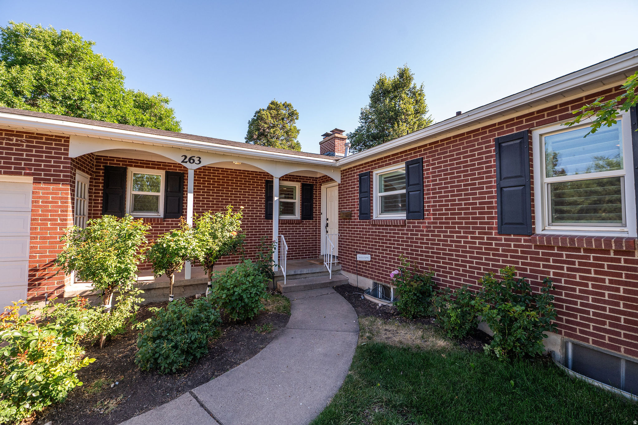 CRESTHOMES ADDITION - Residential