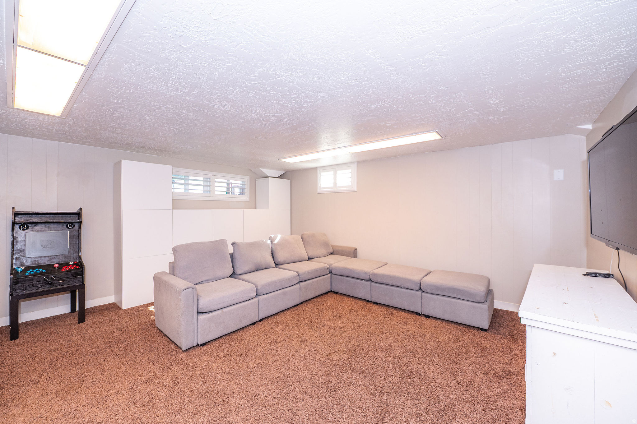 CRESTHOMES ADDITION - Residential