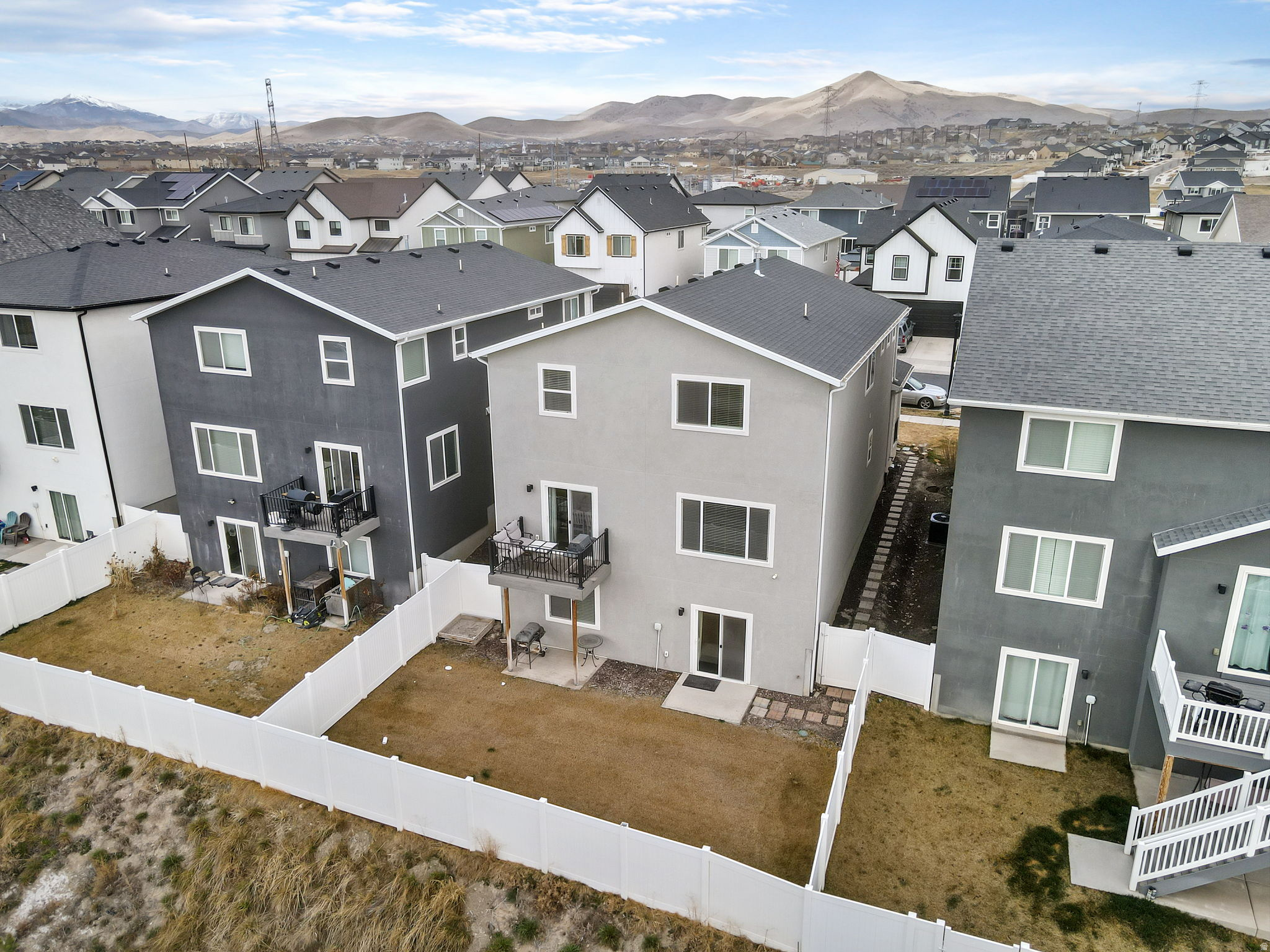PORTERS CROSSING - Residential