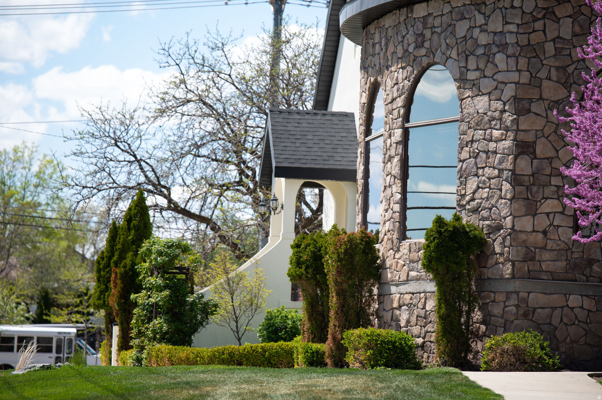 STONE GATE CENTER FOR THE ARTS - Commercial Sale