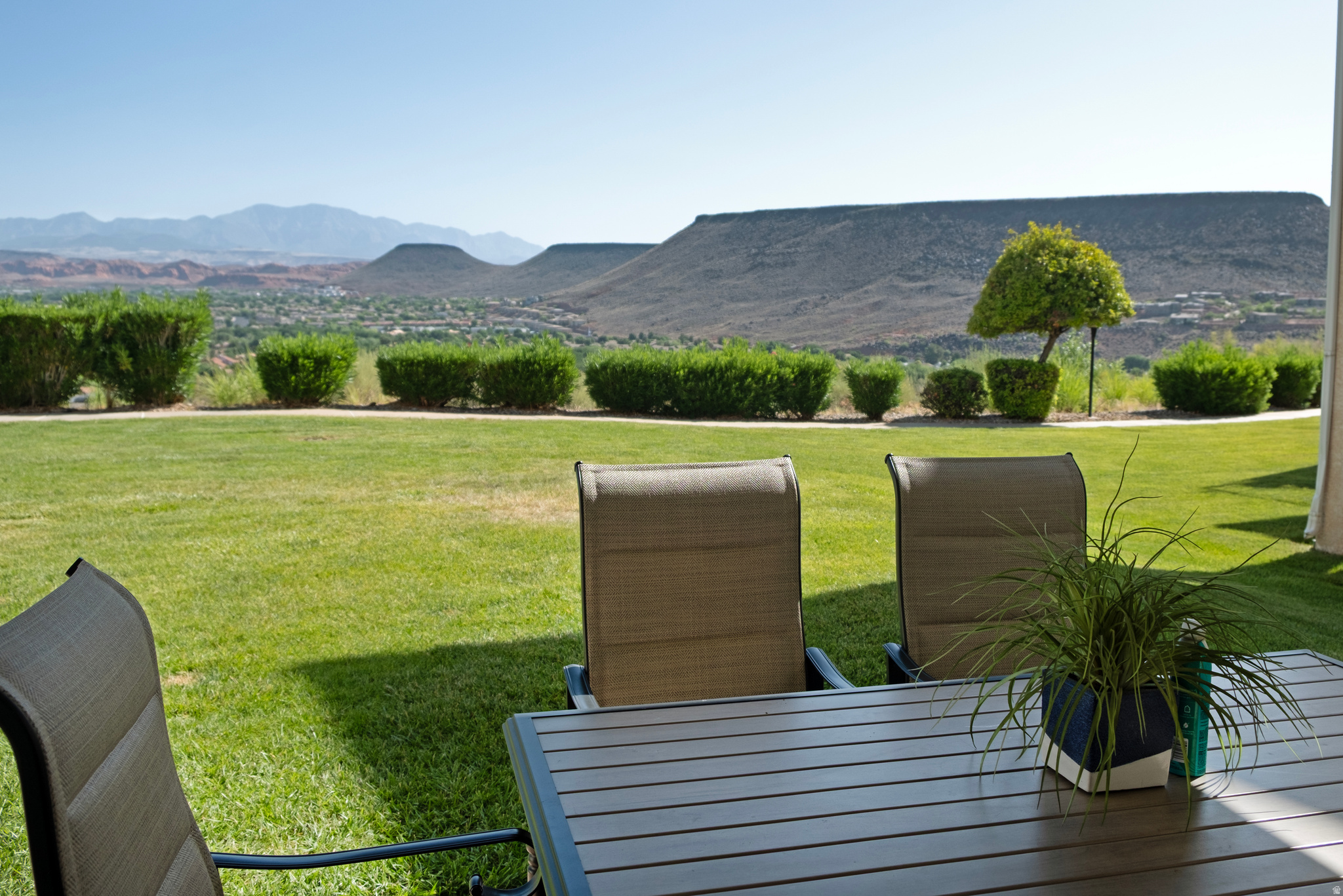 Don't miss this hard-to-find ground-level condo in the highly desirable Las Palmas Resort. Enjoy peaceful views from the back patio and a spacious, open layout that offers plenty of room for gathering and entertaining. Las Palmas is packed with resort-style amenities, including six pools (one indoor), hot tubs, splash pad, waterslide, clubhouse, pickleball, basketball courts, playgrounds, and more, making this an ideal family getaway, full-time residence, or investment property. Conveniently located just minutes from shopping, golf courses, and restaurants, this condo offers both comfort and convenience. Self-manage or choose your own management company for maximum flexibility. Turn-key, sold fully-furnished. Brand new HVAC, water heater, and refrigerator.
