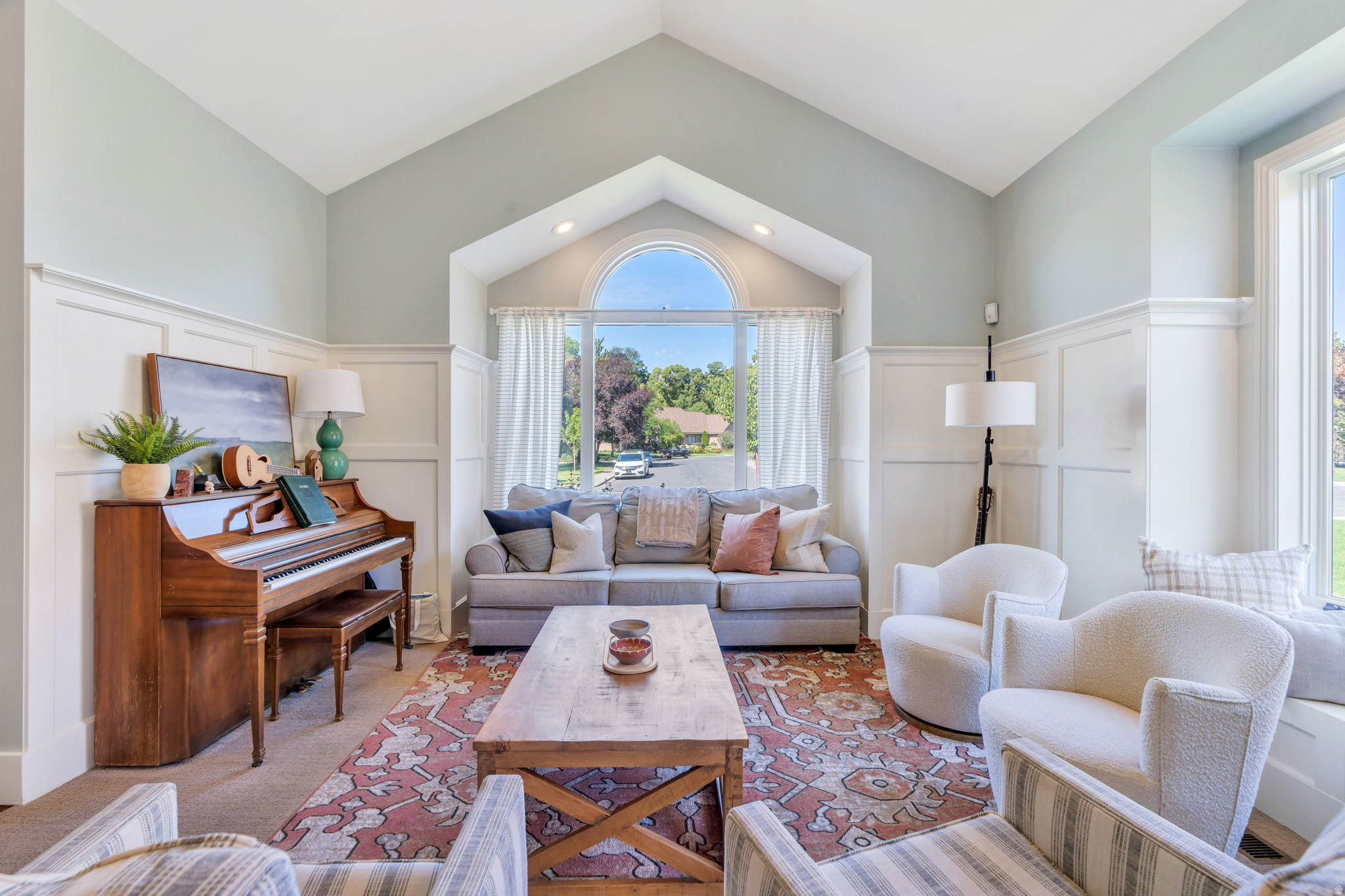 RIVER BREEZE HAVEN - Residential