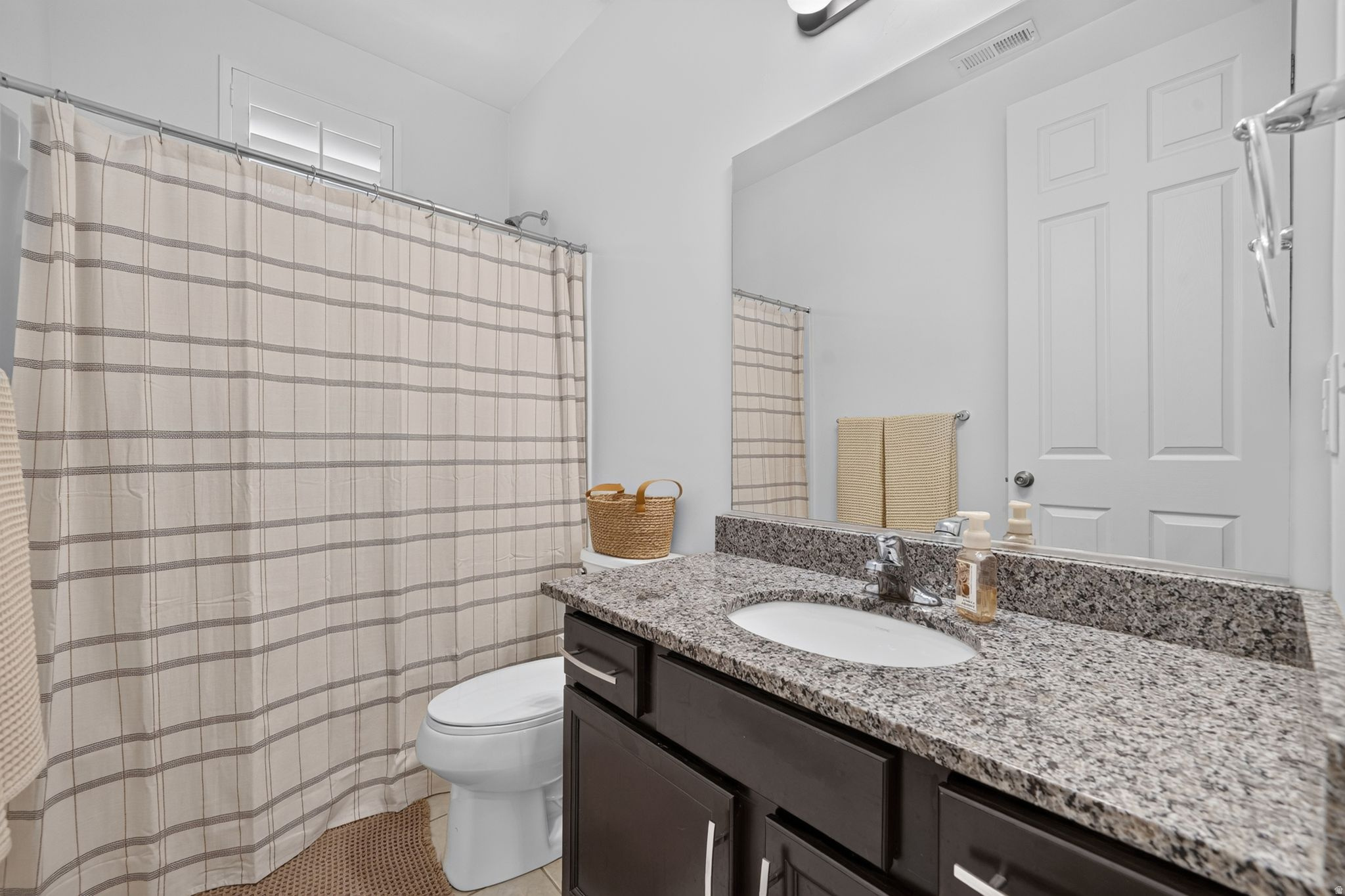 FOUNDER'S POINT - Residential