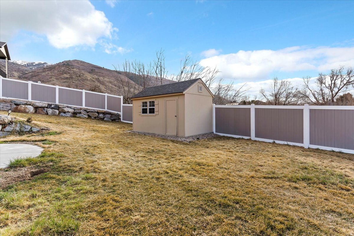 ORCHARD RIDGE - Residential