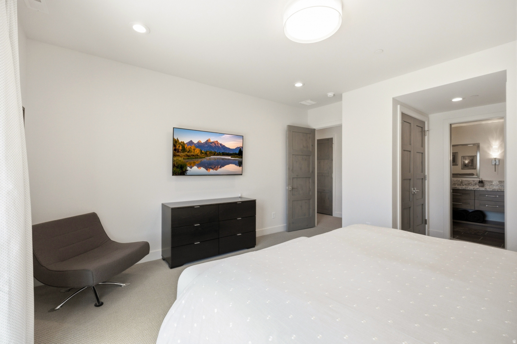 PROMONTORY PAINTED SHORES - Residential