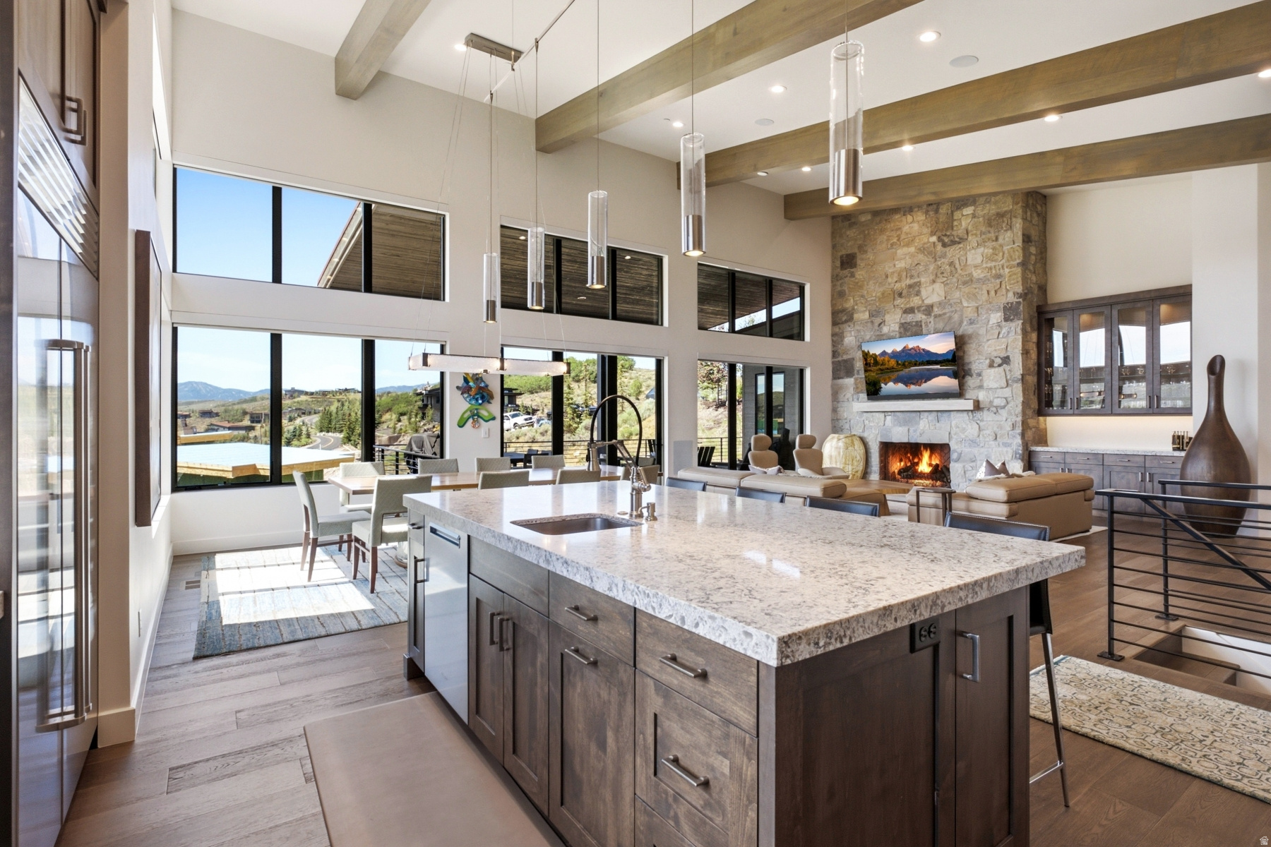 PROMONTORY PAINTED SHORES - Residential