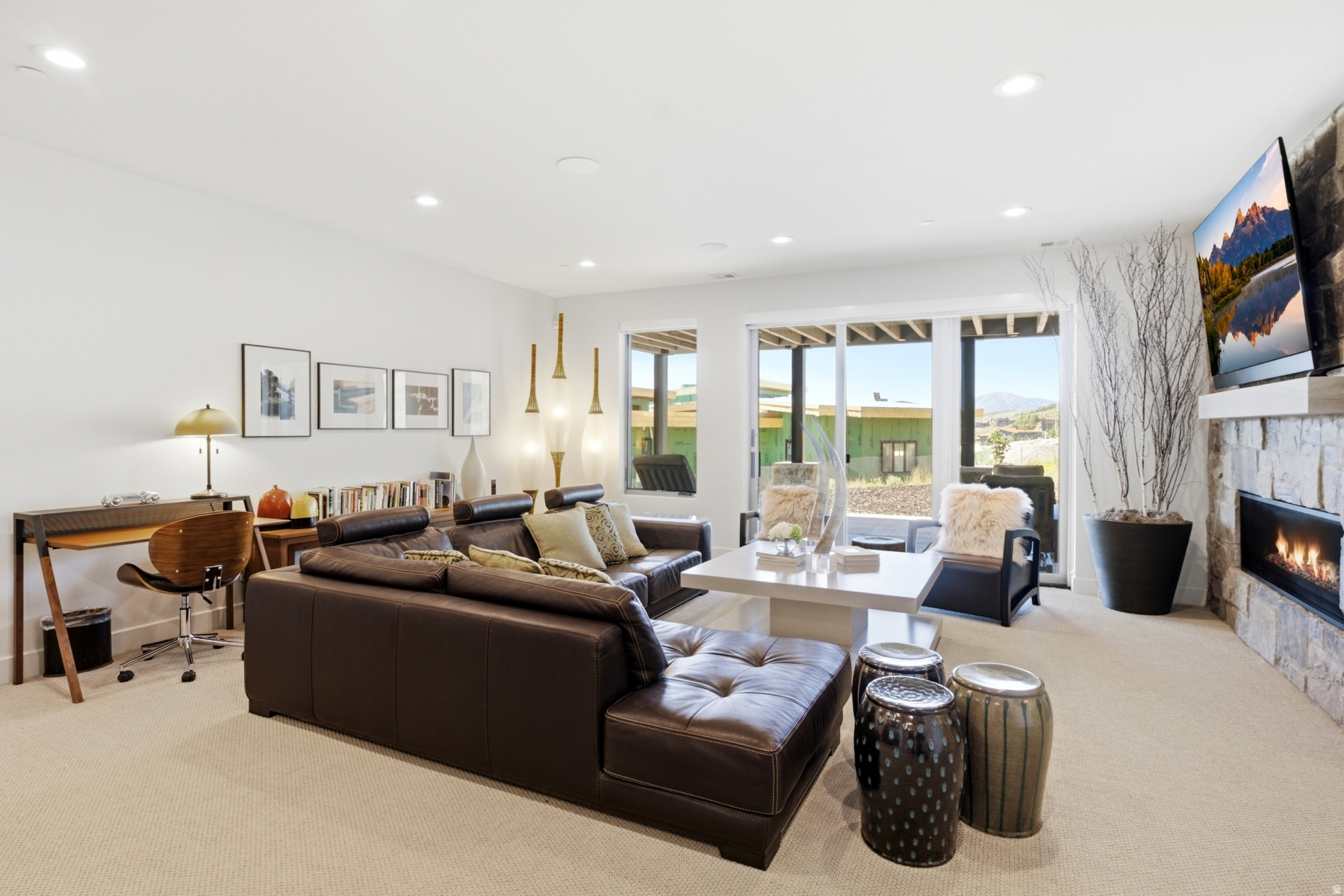 PROMONTORY PAINTED SHORES - Residential