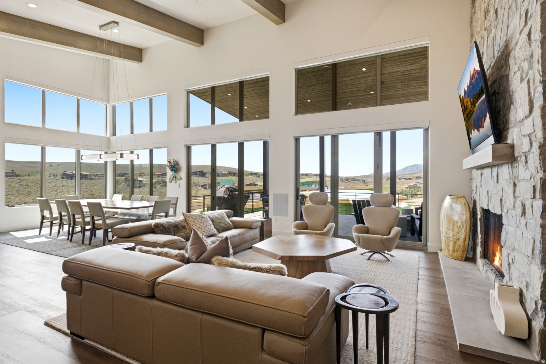 PROMONTORY PAINTED SHORES - Residential