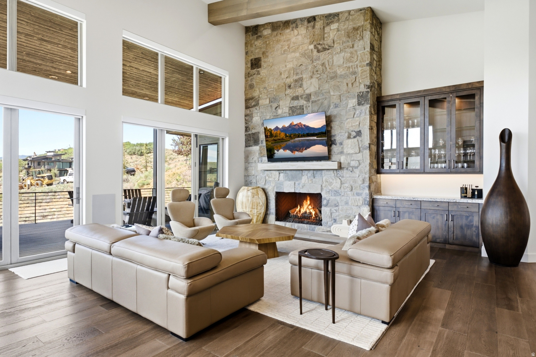 PROMONTORY PAINTED SHORES - Residential