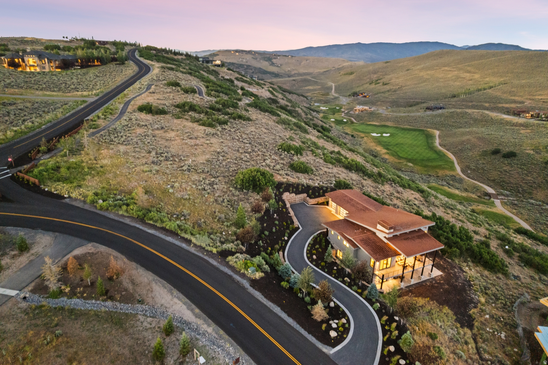 PROMONTORY PAINTED SHORES - Residential