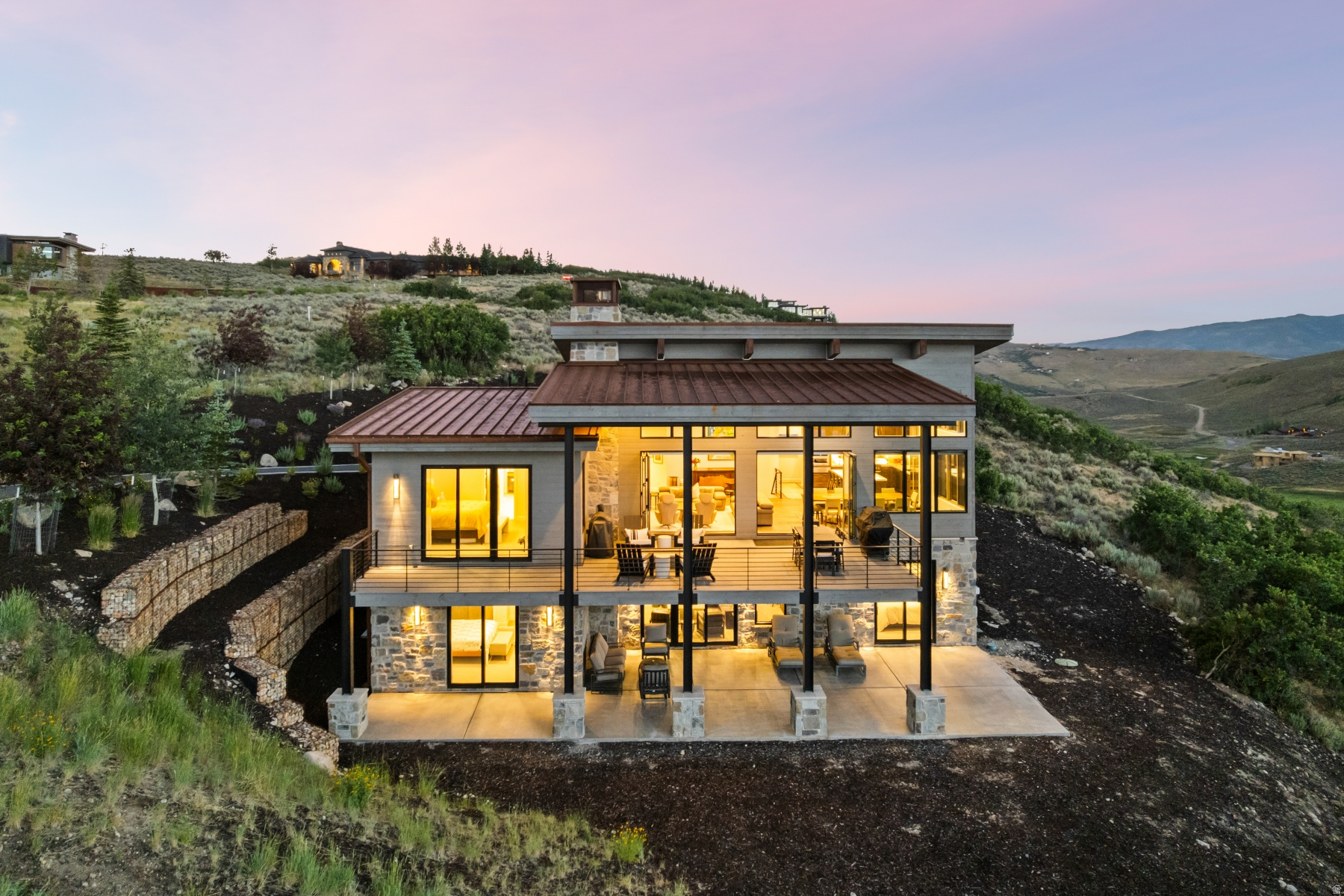 PROMONTORY PAINTED SHORES - Residential