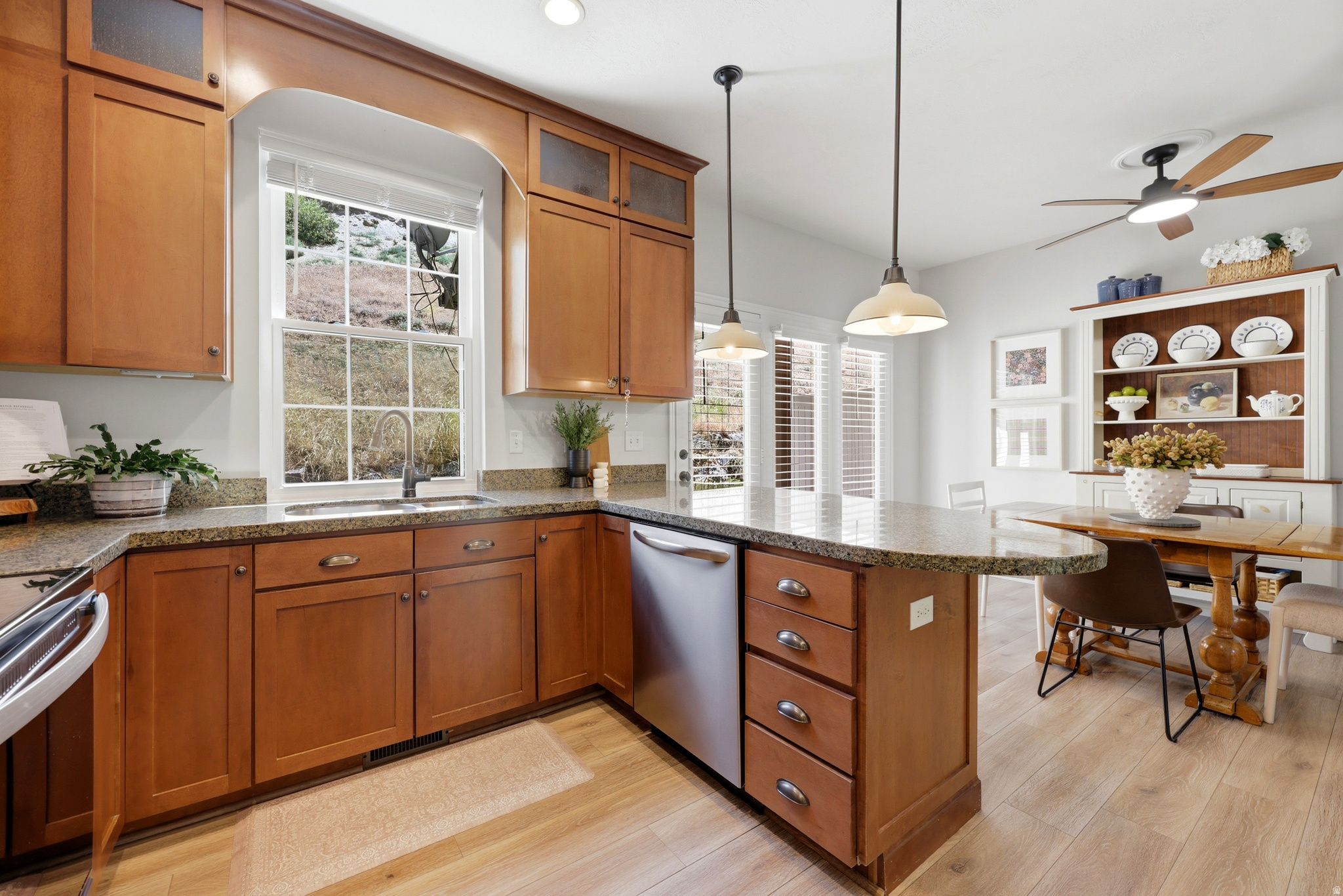 SOUTH MOUNTAIN - Residential