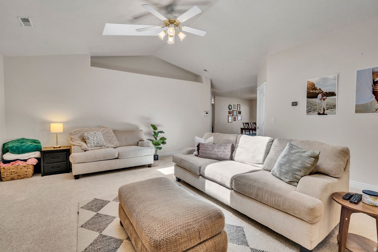 THE COTTAGES - Residential