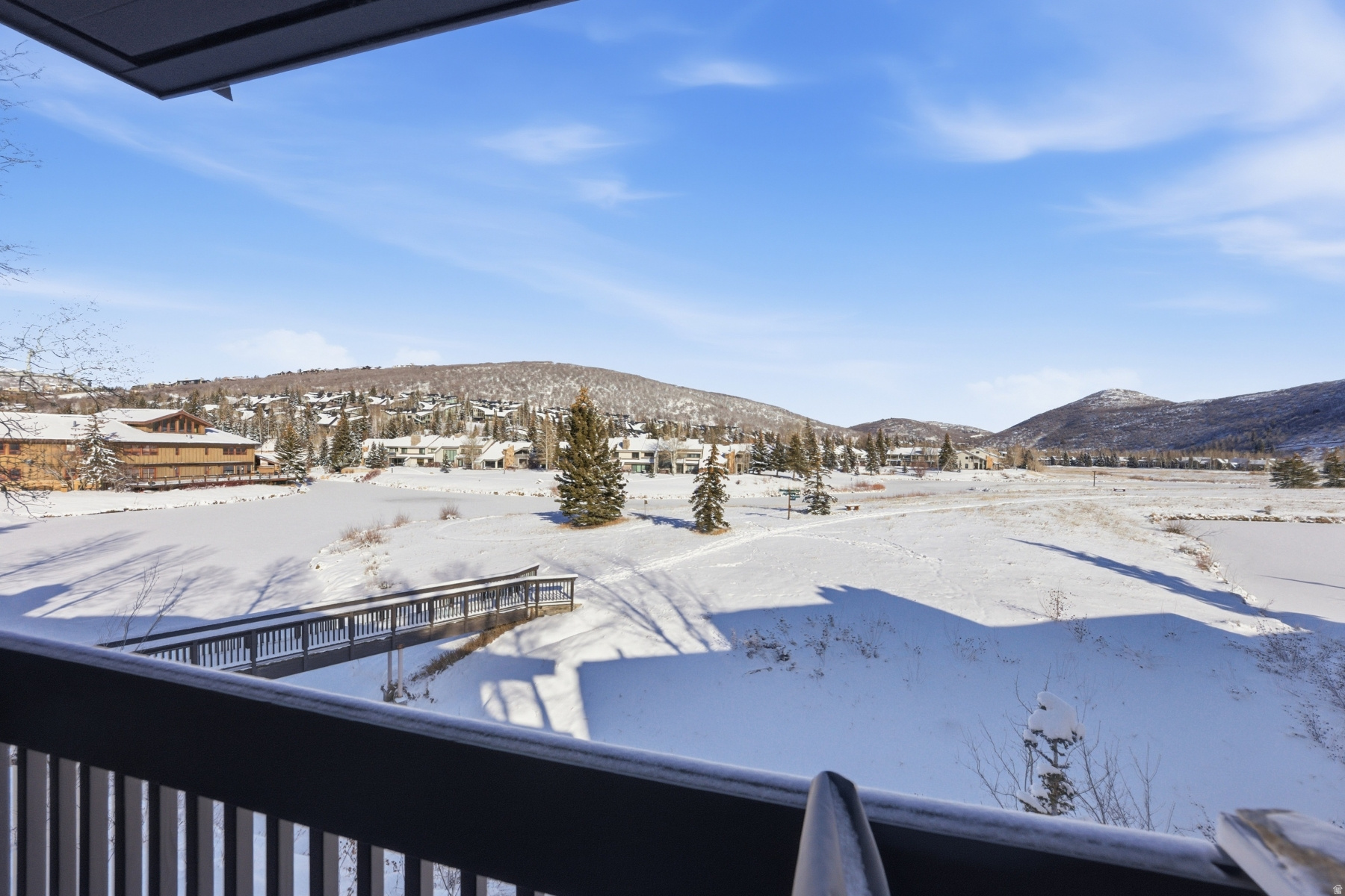 LAKESIDE - Residential