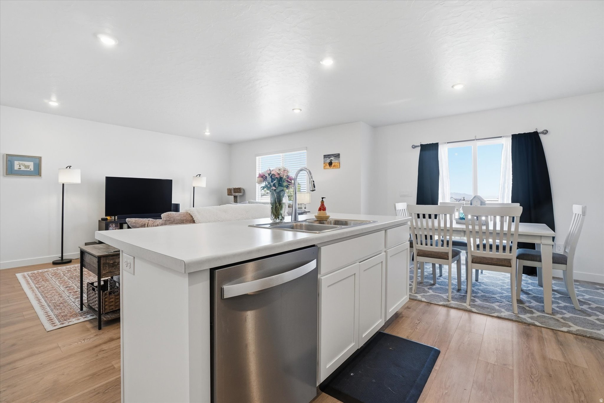 WESTERN ACRES - Residential