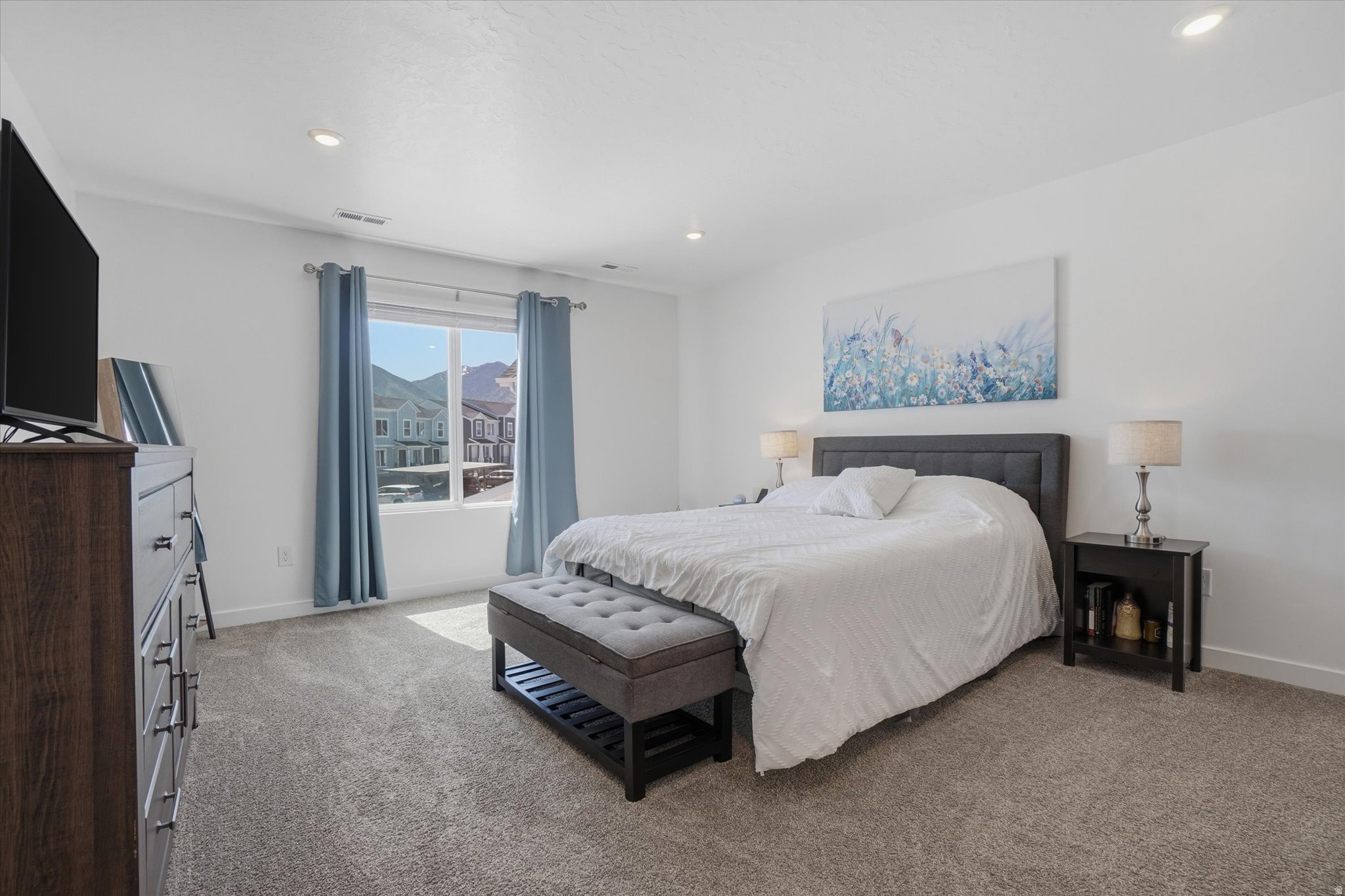 WESTERN ACRES - Residential