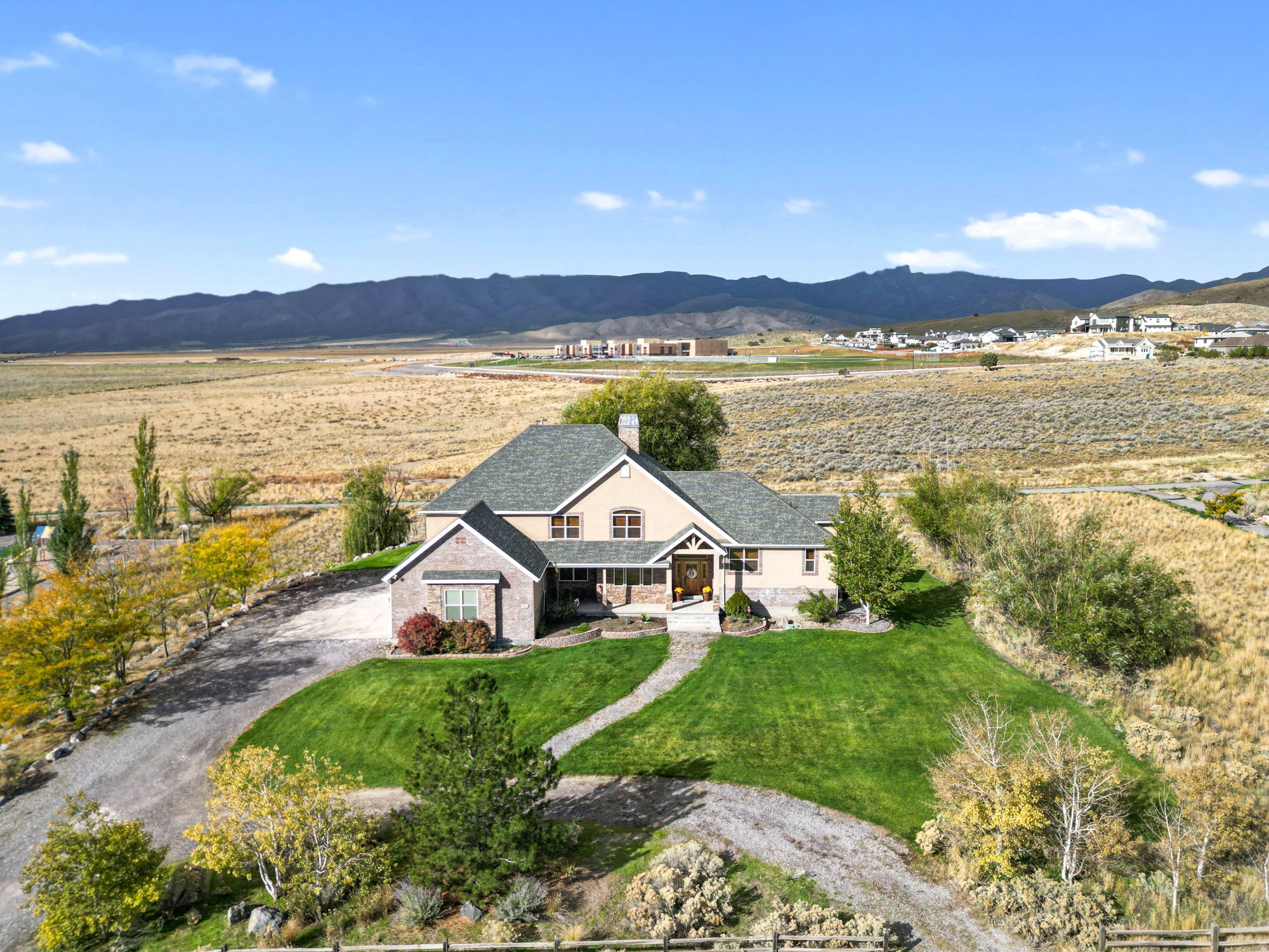CEDAR PASS - Residential